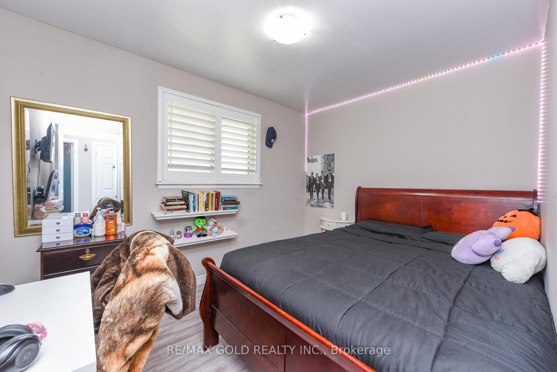 Photo 14 of 11 Dudley Place, Brampton, Southgate — HOMEH