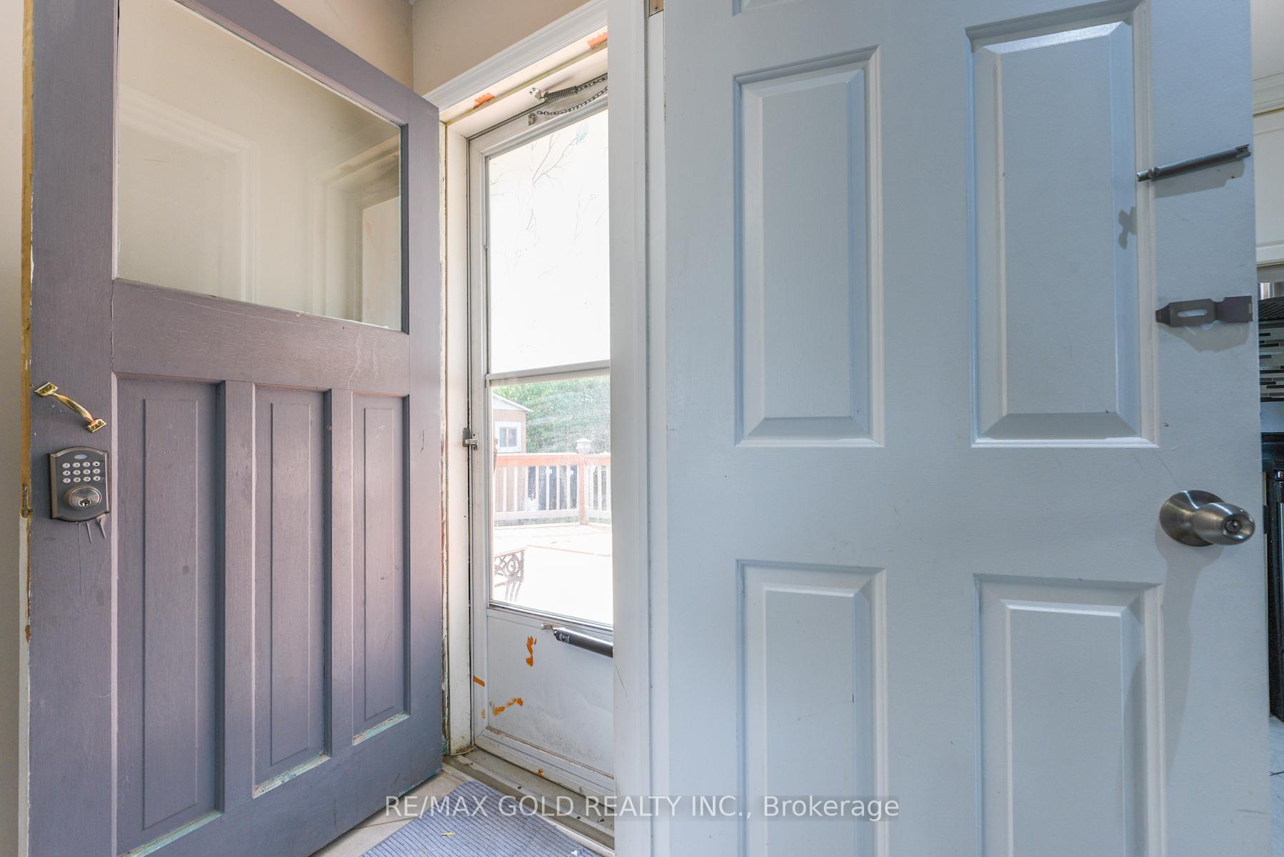 Photo 20 of 11 Dudley Place, Brampton, Southgate — HOMEH