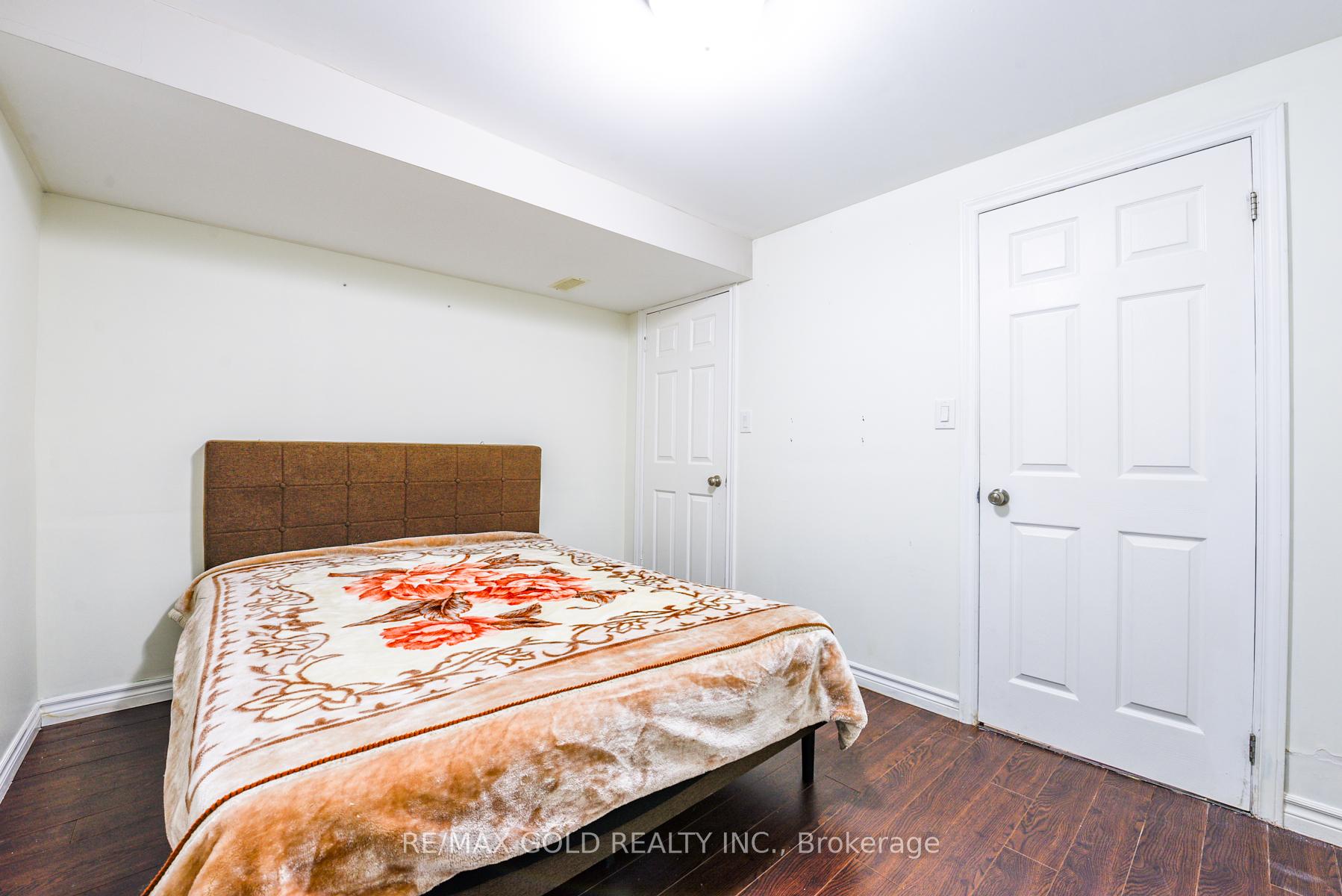 Photo 28 of 11 Dudley Place, Brampton, Southgate — HOMEH
