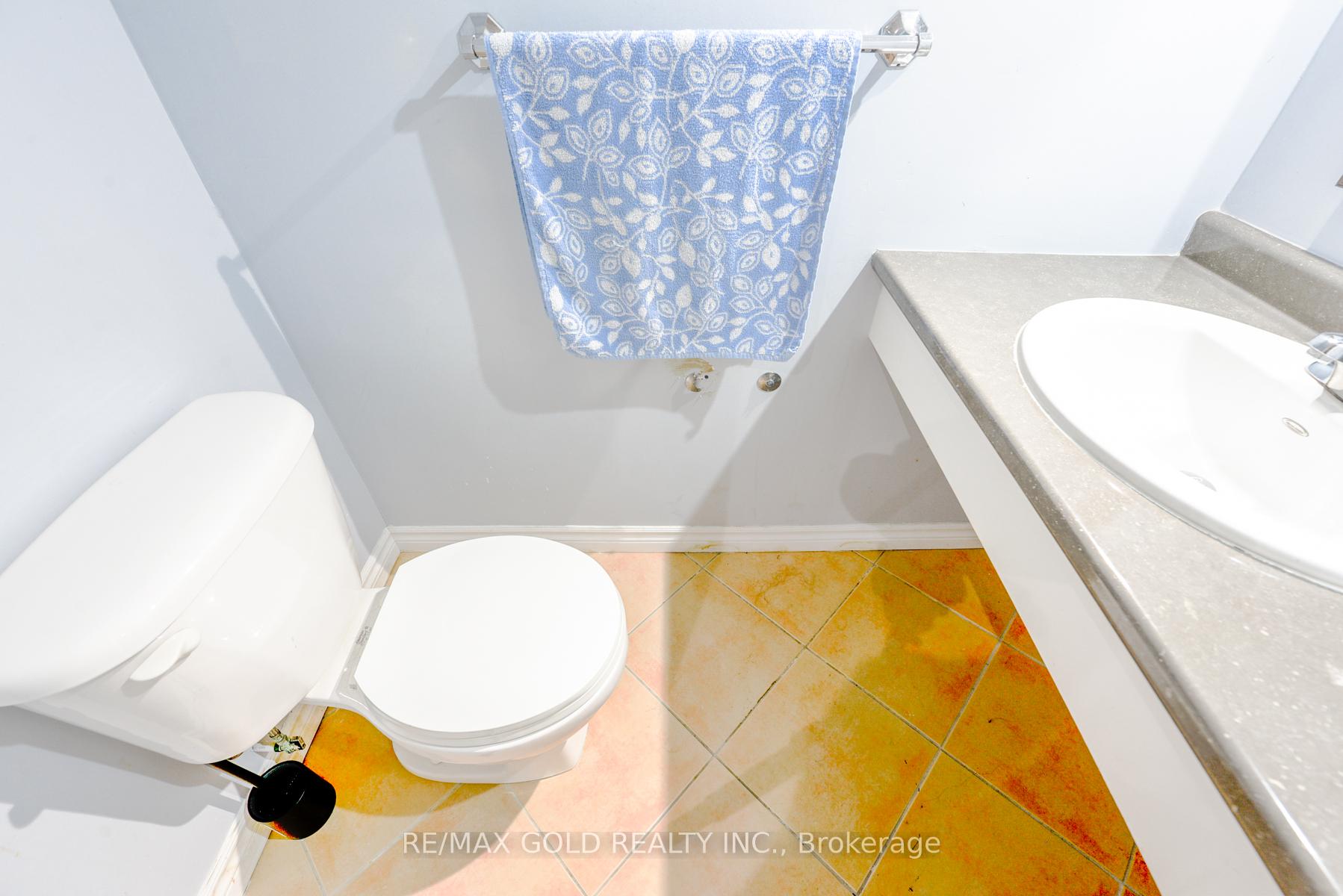 Photo 31 of 11 Dudley Place, Brampton, Southgate — HOMEH
