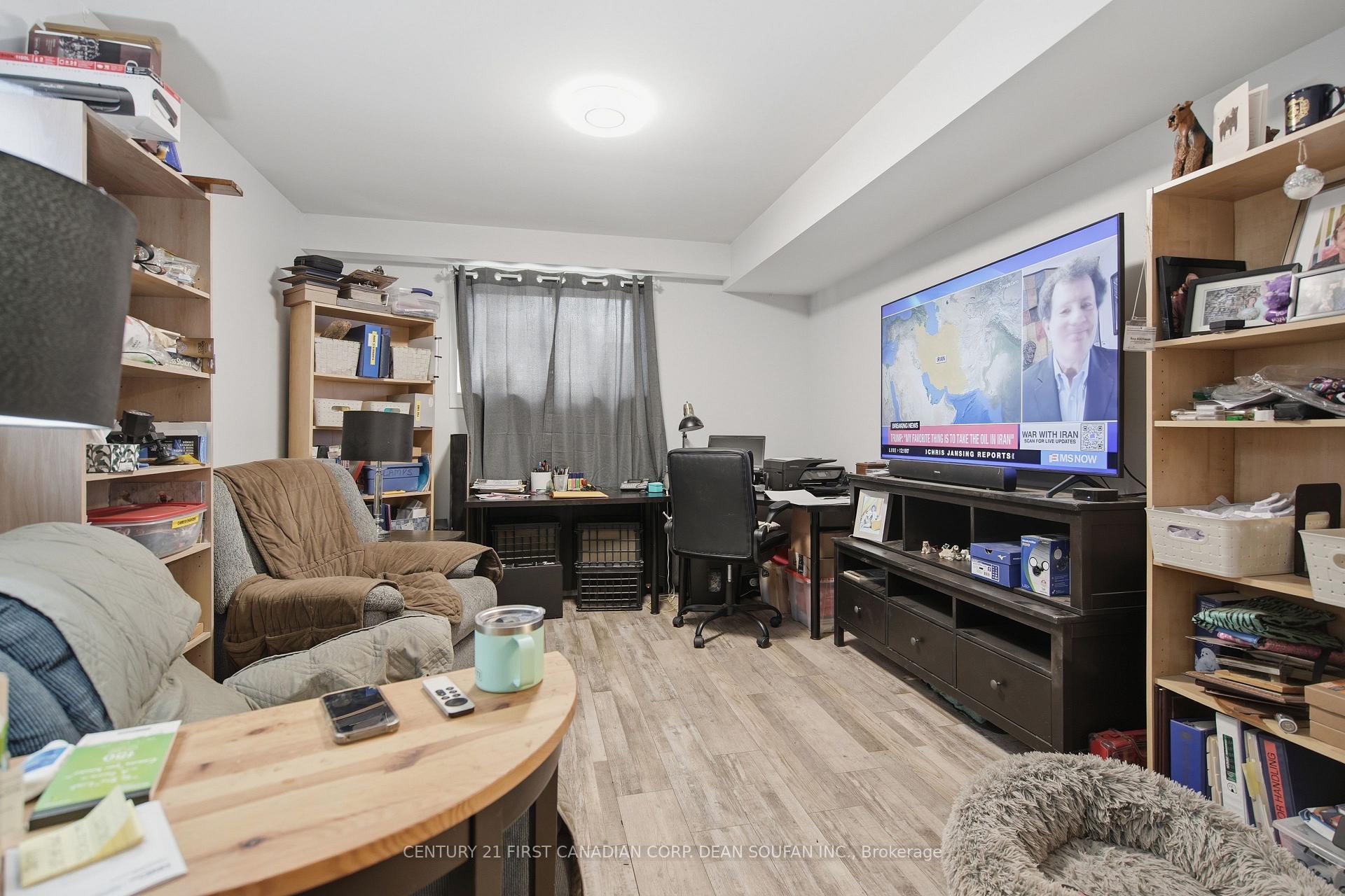 Photo 25 of 810 Easy Street, London, South R — HOMEH