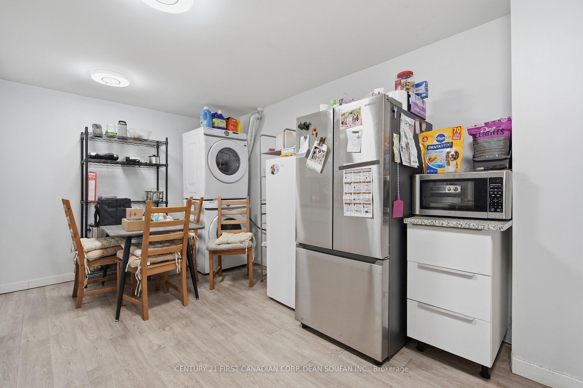 Photo 32 of 810 Easy Street, London, South R — HOMEH