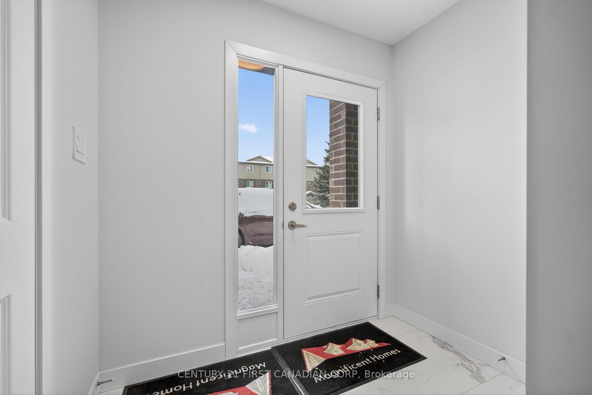 Photo 6 of Unit 16, 349 Southdale Road E, London, South W — HOMEH