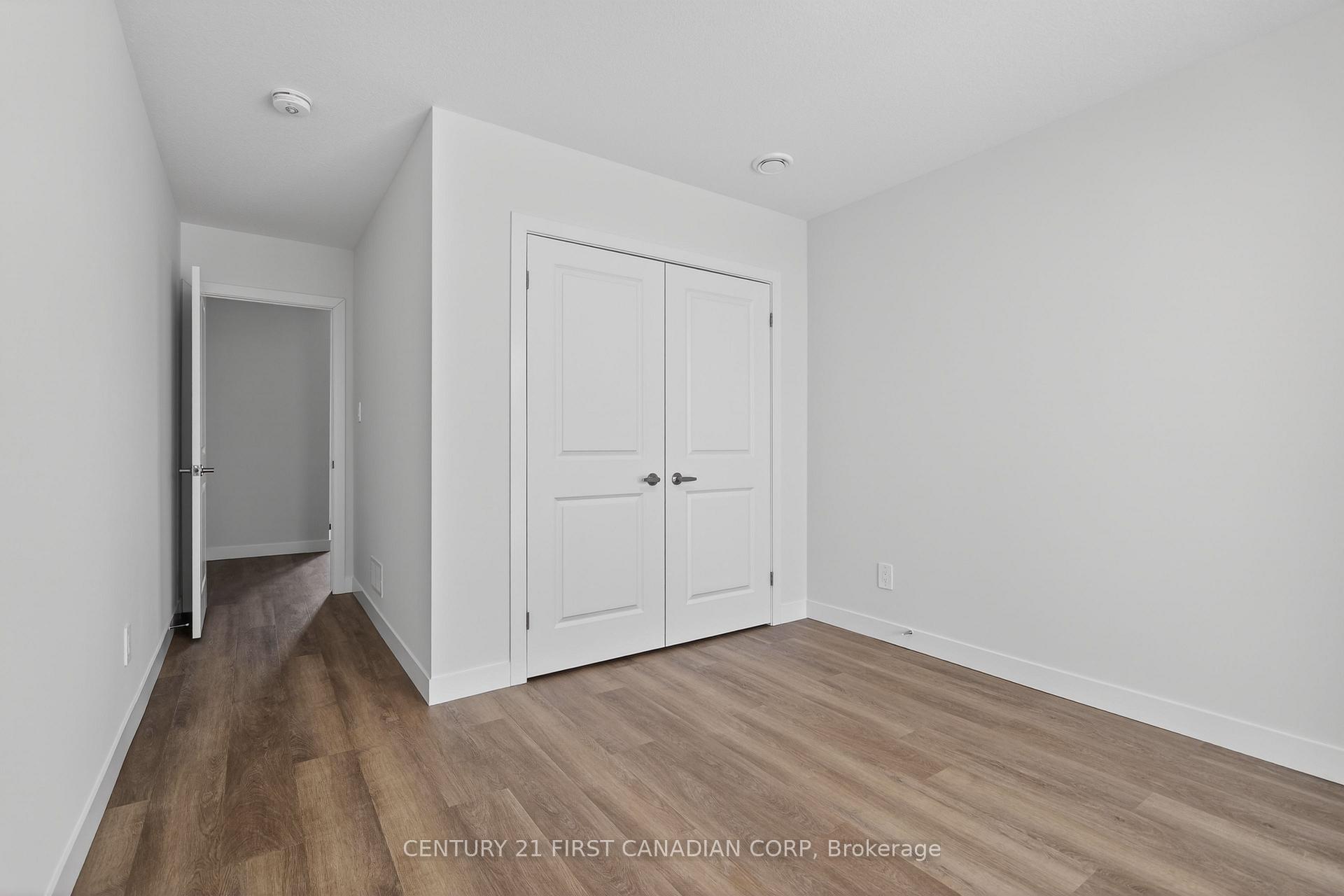 Photo 8 of Unit 16, 349 Southdale Road E, London, South W — HOMEH