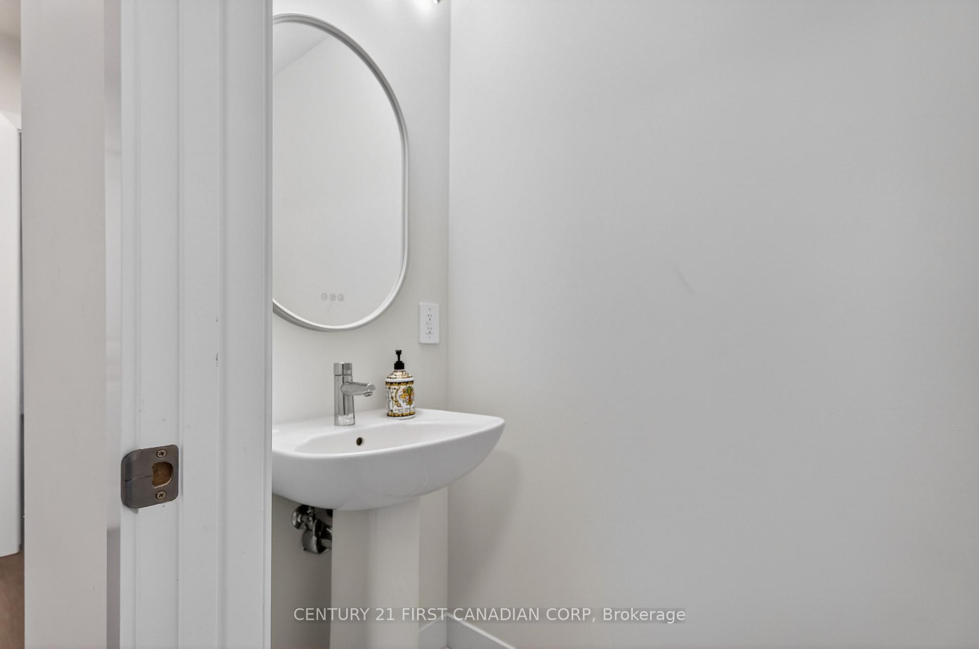 Photo 9 of Unit 16, 349 Southdale Road E, London, South W — HOMEH