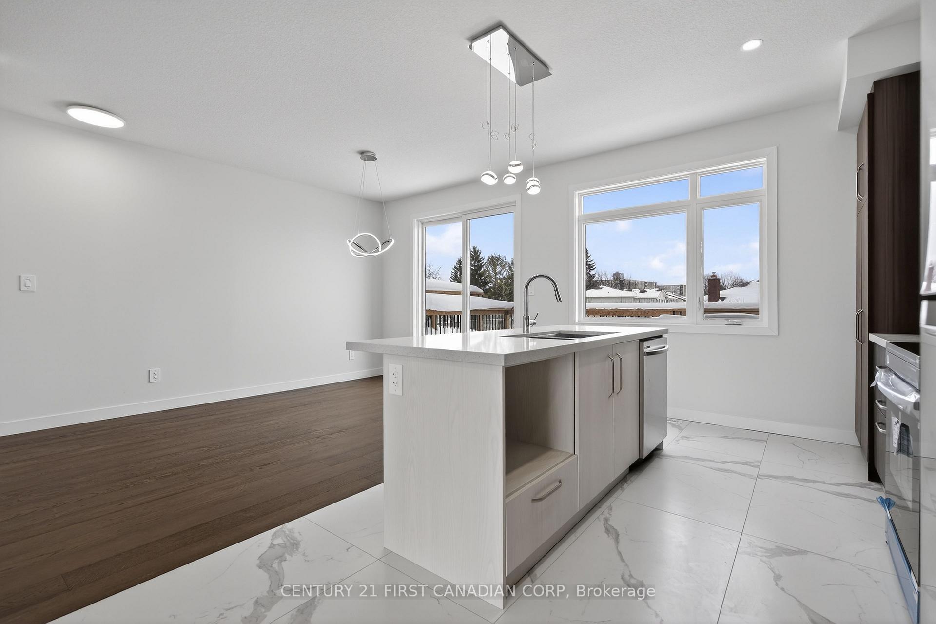 Photo 18 of Unit 16, 349 Southdale Road E, London, South W — HOMEH