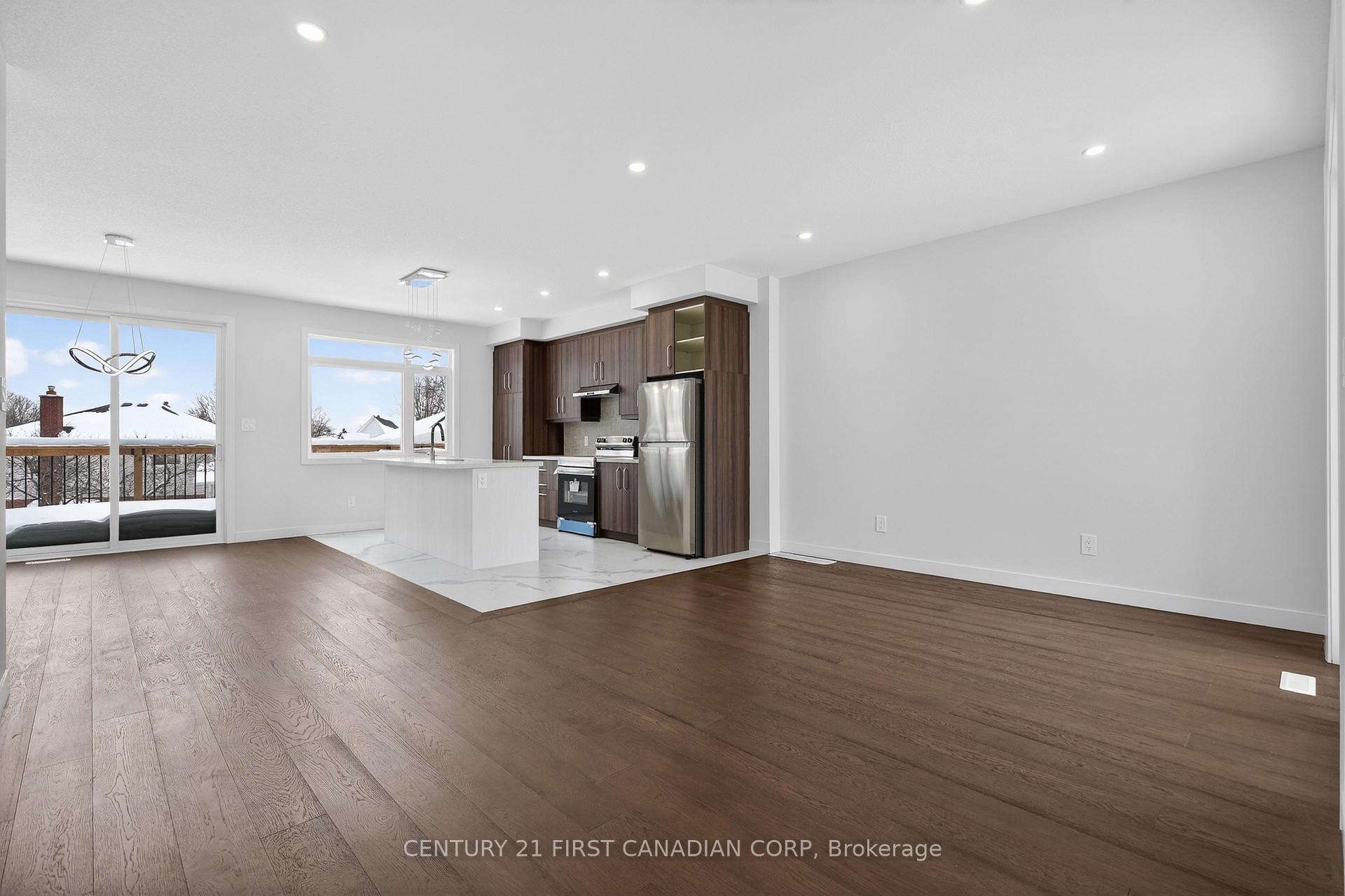 Photo 21 of Unit 16, 349 Southdale Road E, London, South W — HOMEH