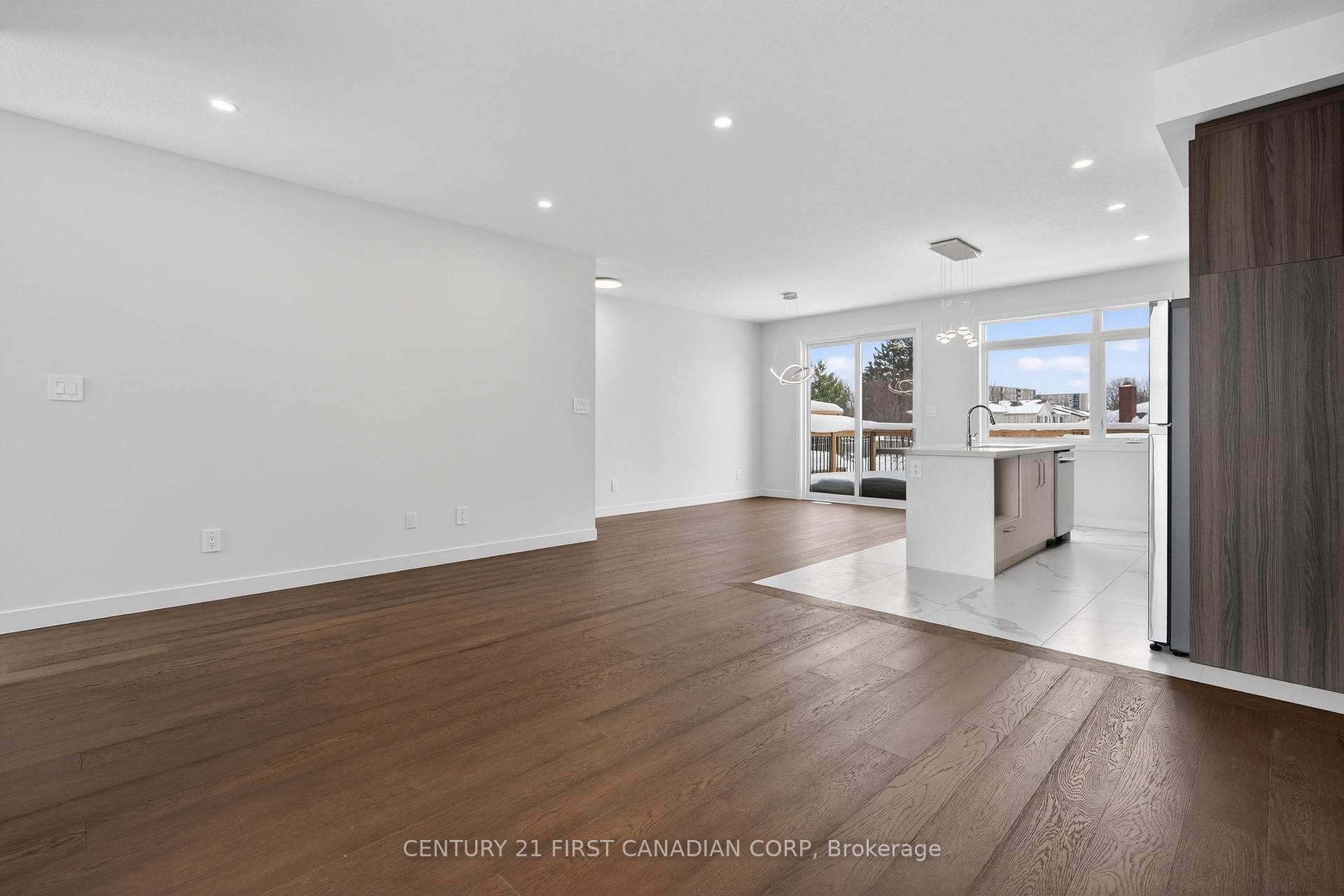 Photo 22 of Unit 16, 349 Southdale Road E, London, South W — HOMEH