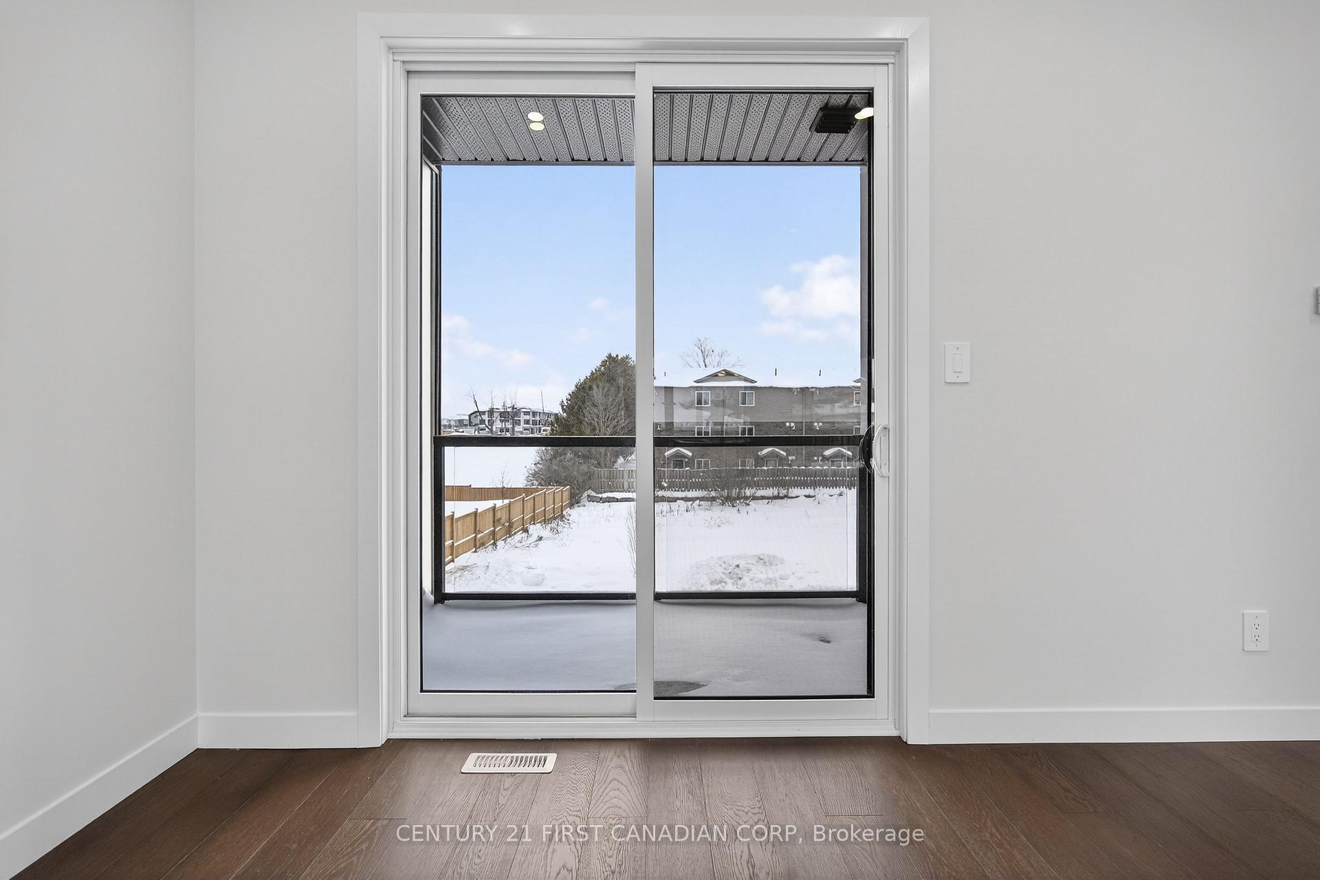 Photo 23 of Unit 16, 349 Southdale Road E, London, South W — HOMEH