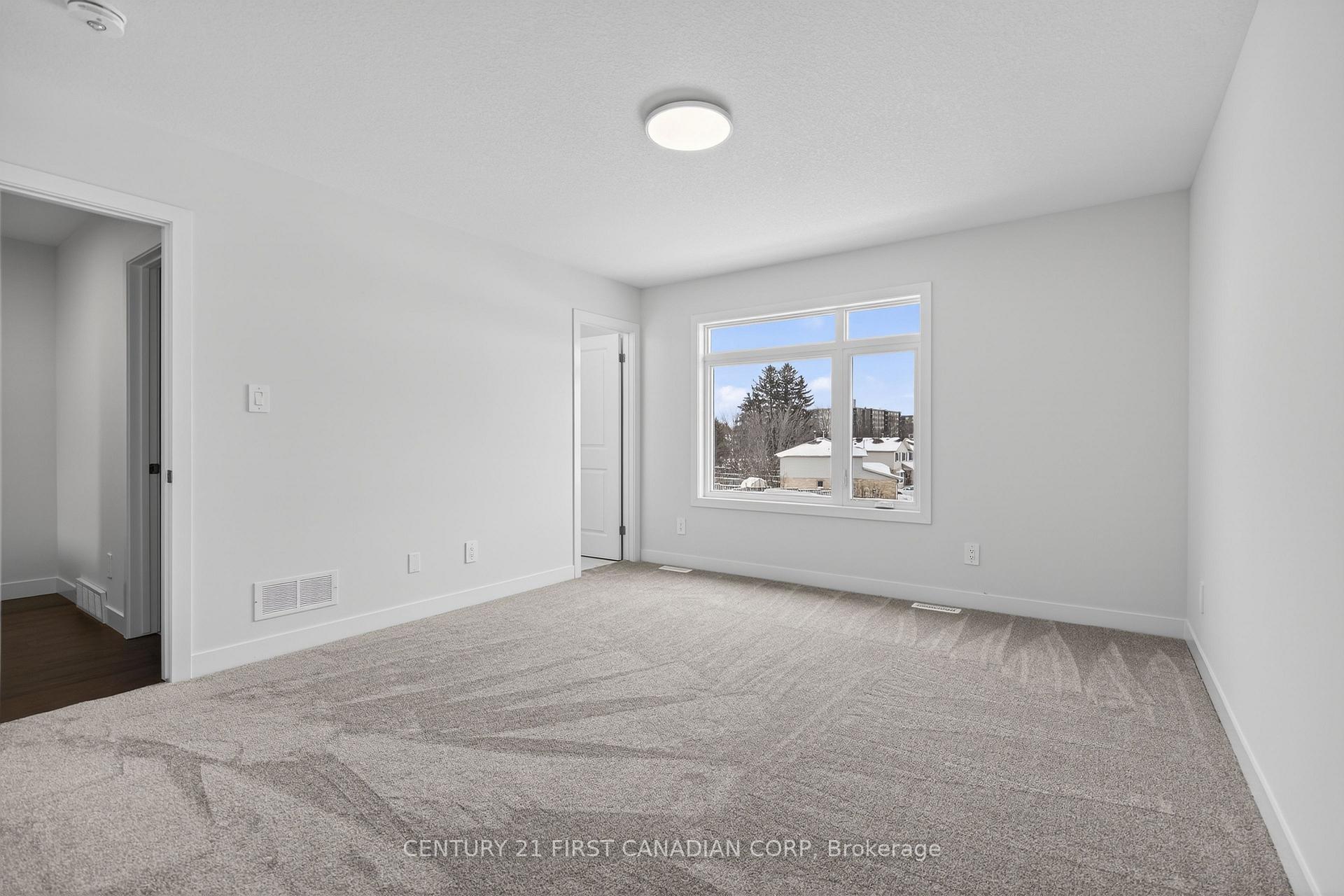 Photo 27 of Unit 16, 349 Southdale Road E, London, South W — HOMEH