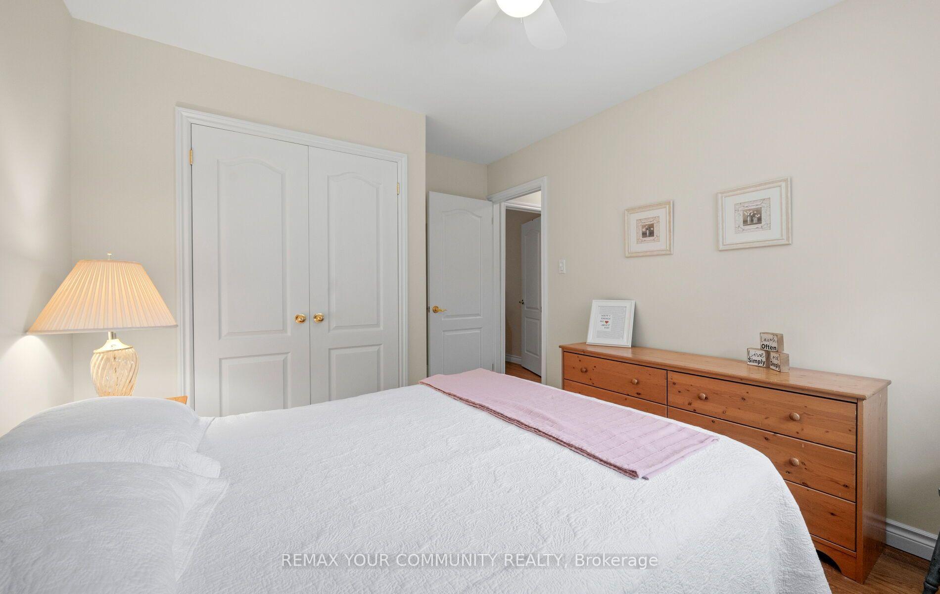 Photo 23 of 10 Glenview Drive, Aurora, Aurora Highlands — HOMEH
