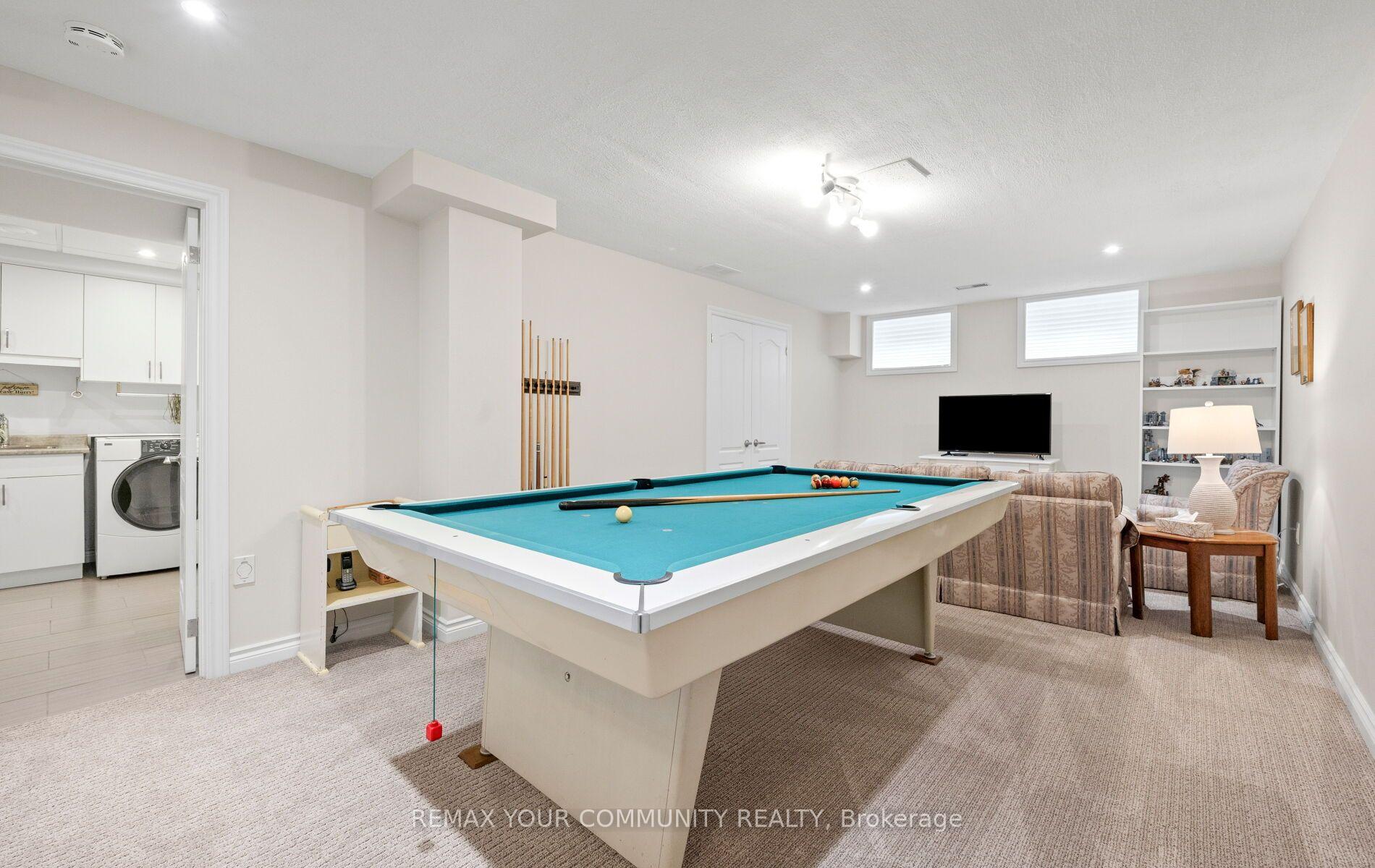 Photo 26 of 10 Glenview Drive, Aurora, Aurora Highlands — HOMEH
