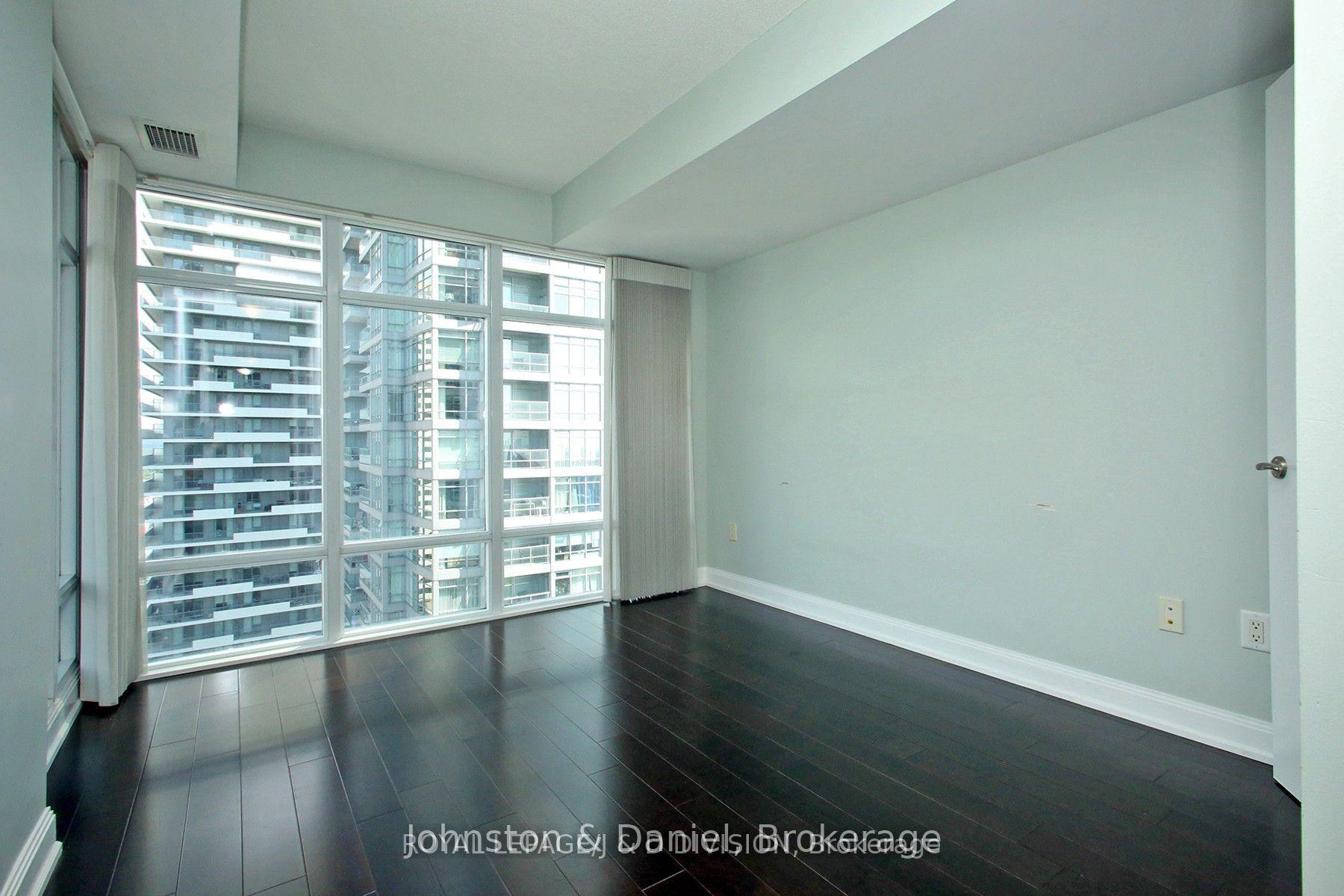 Photo 10 of Unit 2908, 2181 Yonge Street, Toronto, Mount Pleasant West — HOMEH