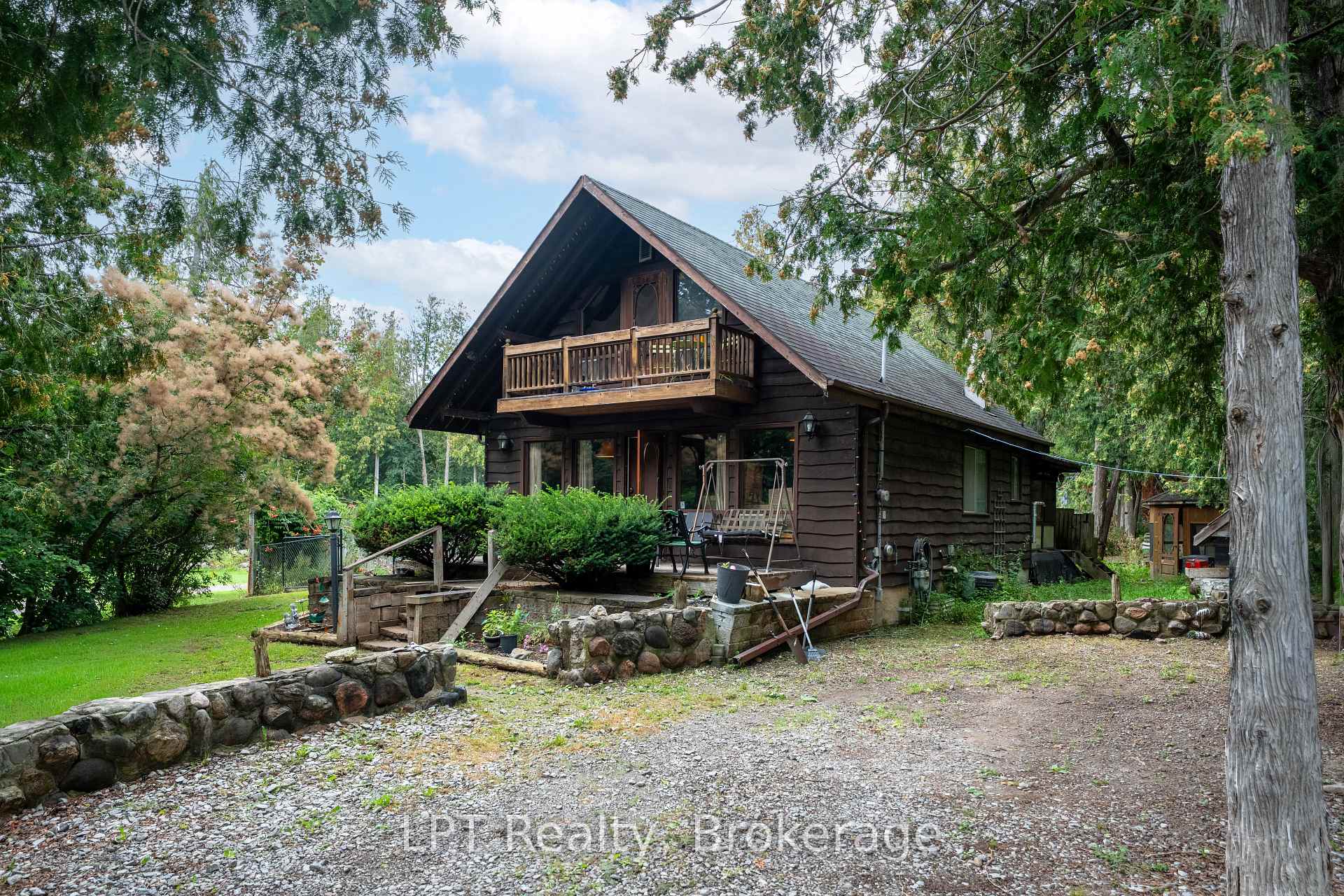Photo 2 of 1201 Meadowview Road, Kawartha Lakes, Emily — HOMEH