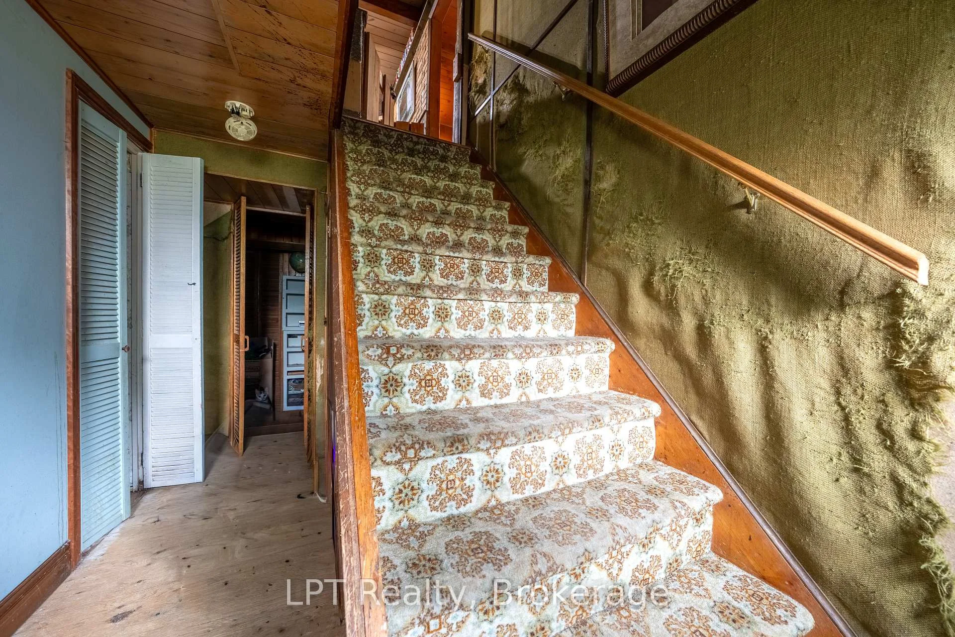 Photo 47 of 1201 Meadowview Road, Kawartha Lakes, Emily — HOMEH