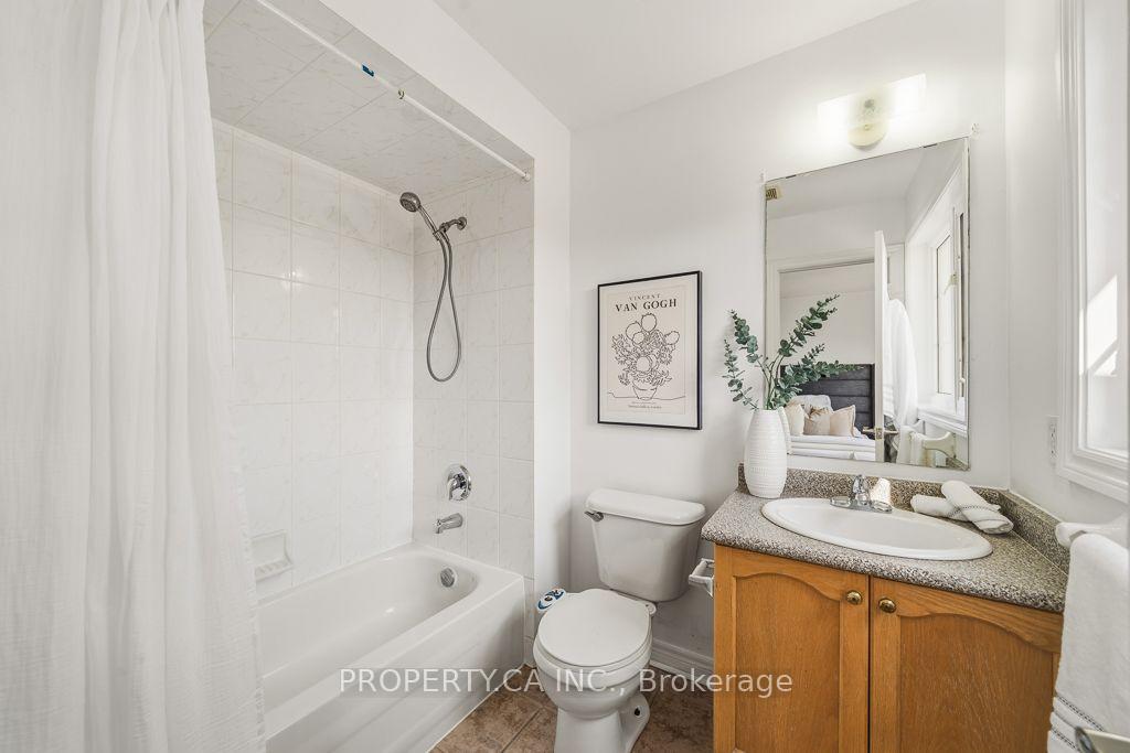 Photo 21 of 56 Goode Street, Richmond Hill, Rouge Woods — HOMEH
