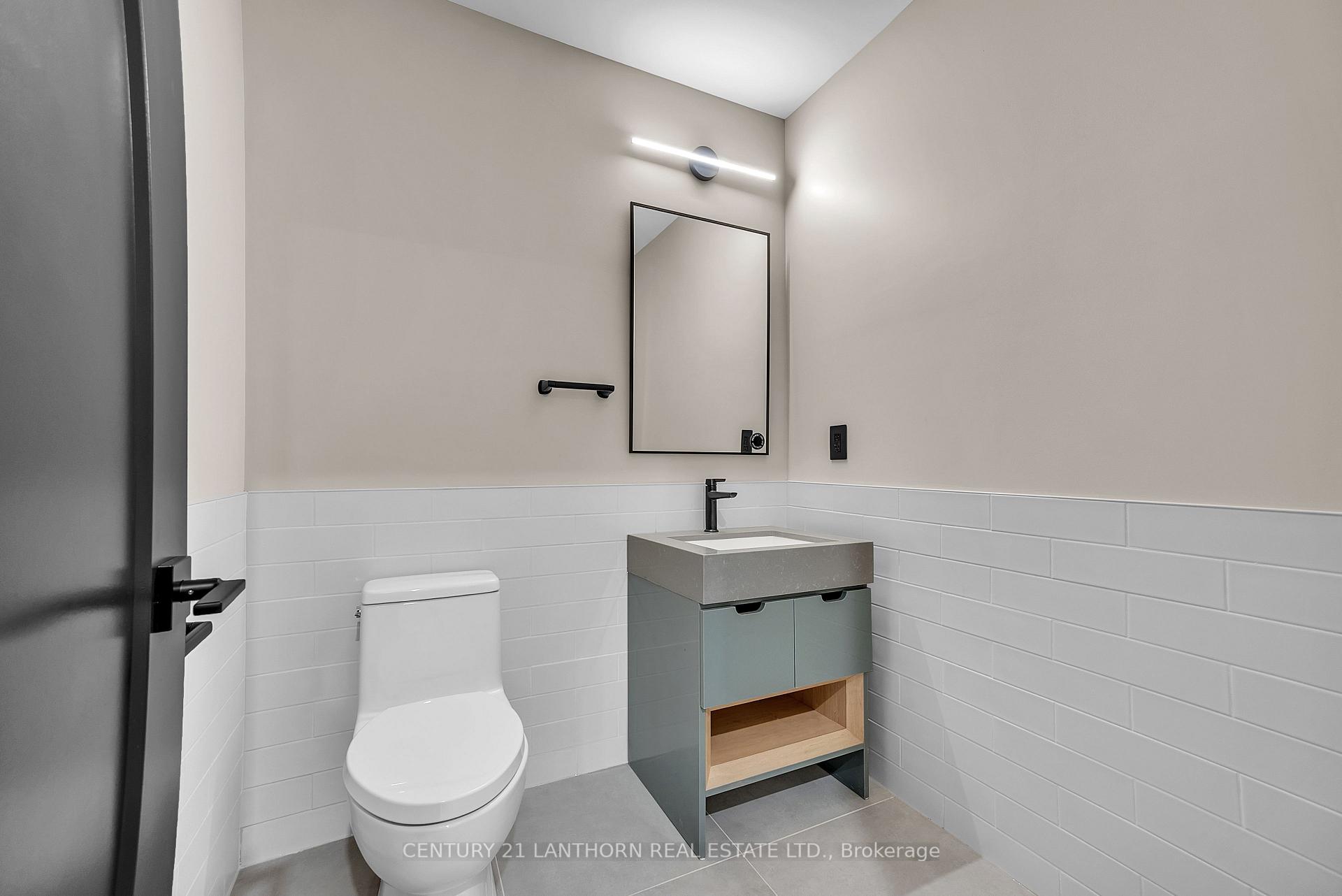 Photo 12 of Unit Unit # 7, 38 Front Street, Quinte West, Trenton Ward — HOMEH