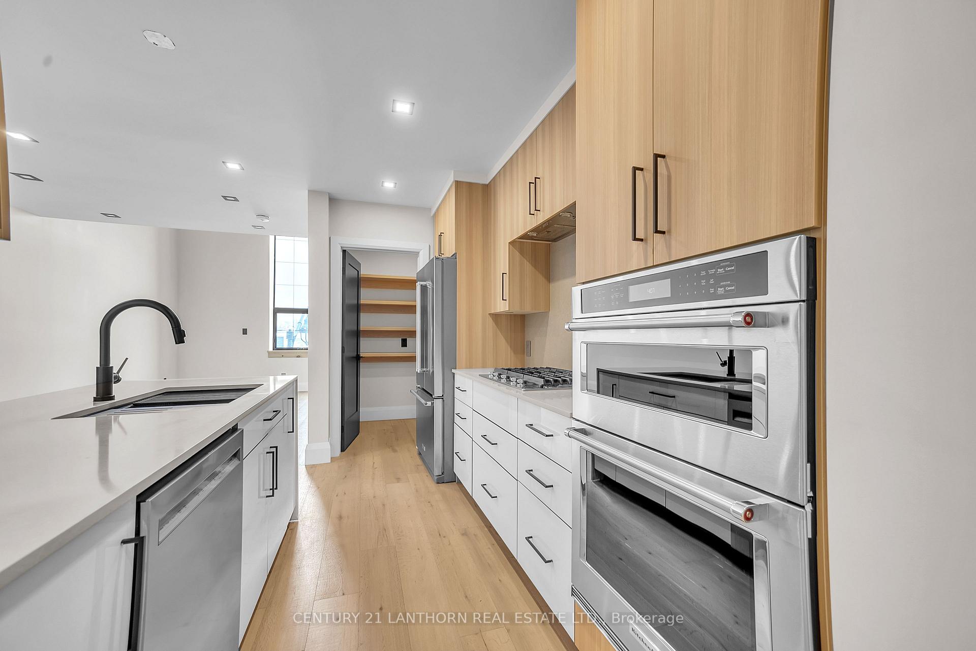 Photo 15 of Unit Unit # 7, 38 Front Street, Quinte West, Trenton Ward — HOMEH