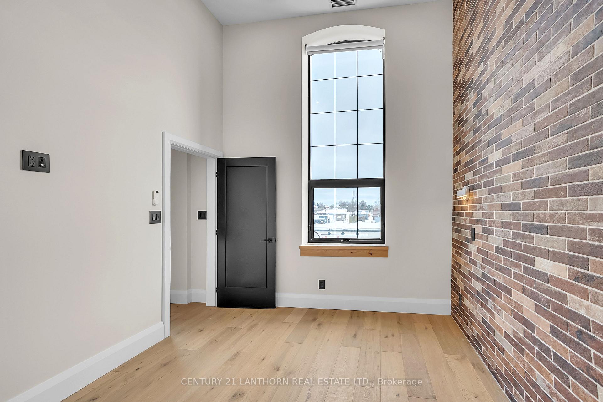 Photo 20 of Unit Unit # 7, 38 Front Street, Quinte West, Trenton Ward — HOMEH