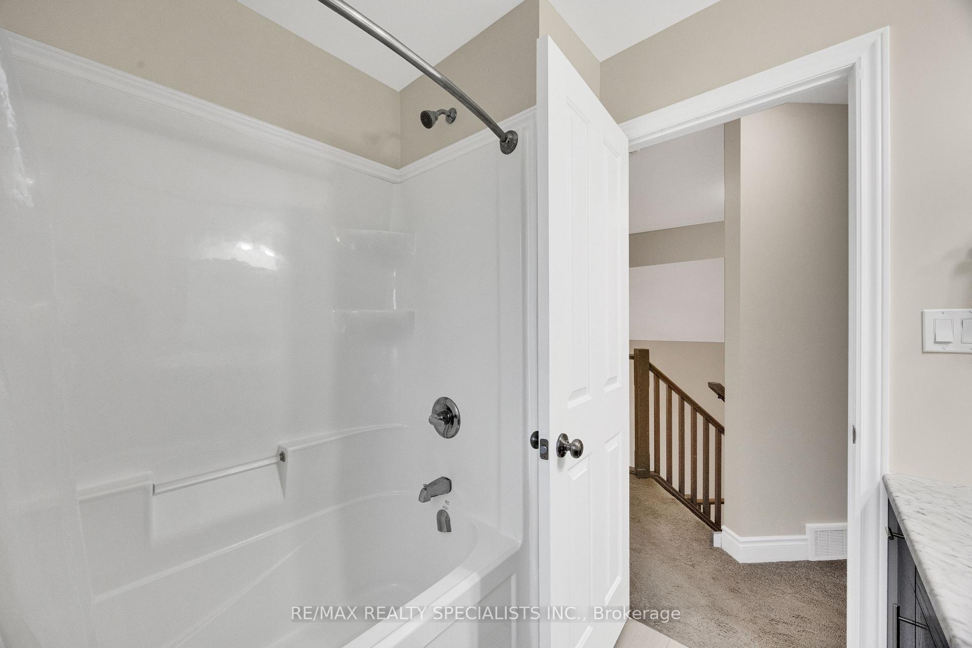 Photo 30 of Unit 18, 3270 Singleton Avenue, London, South W — HOMEH
