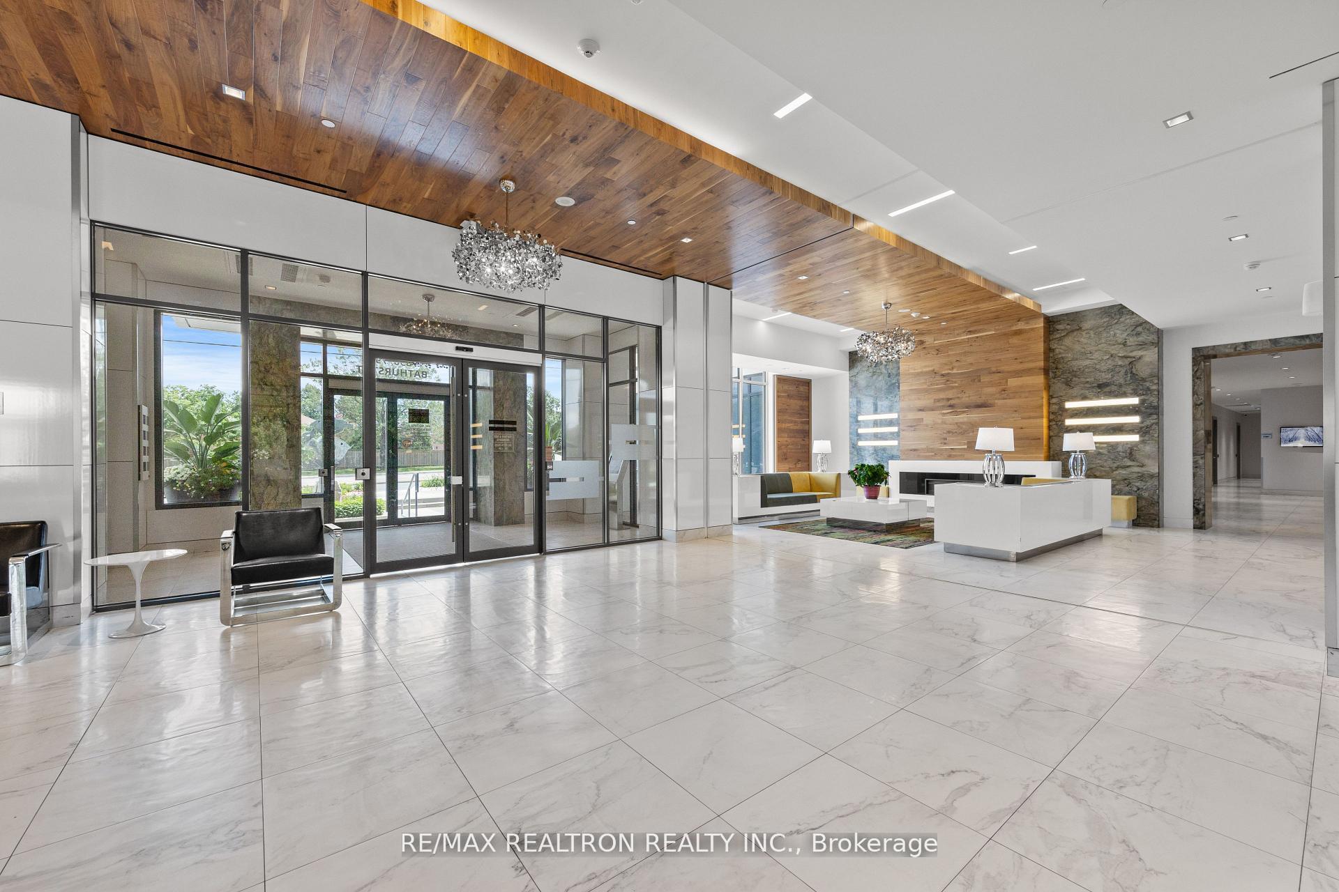 Photo 4 of Unit 1225, 7900 Bathurst Street, Vaughan, Beverley Glen — HOMEH