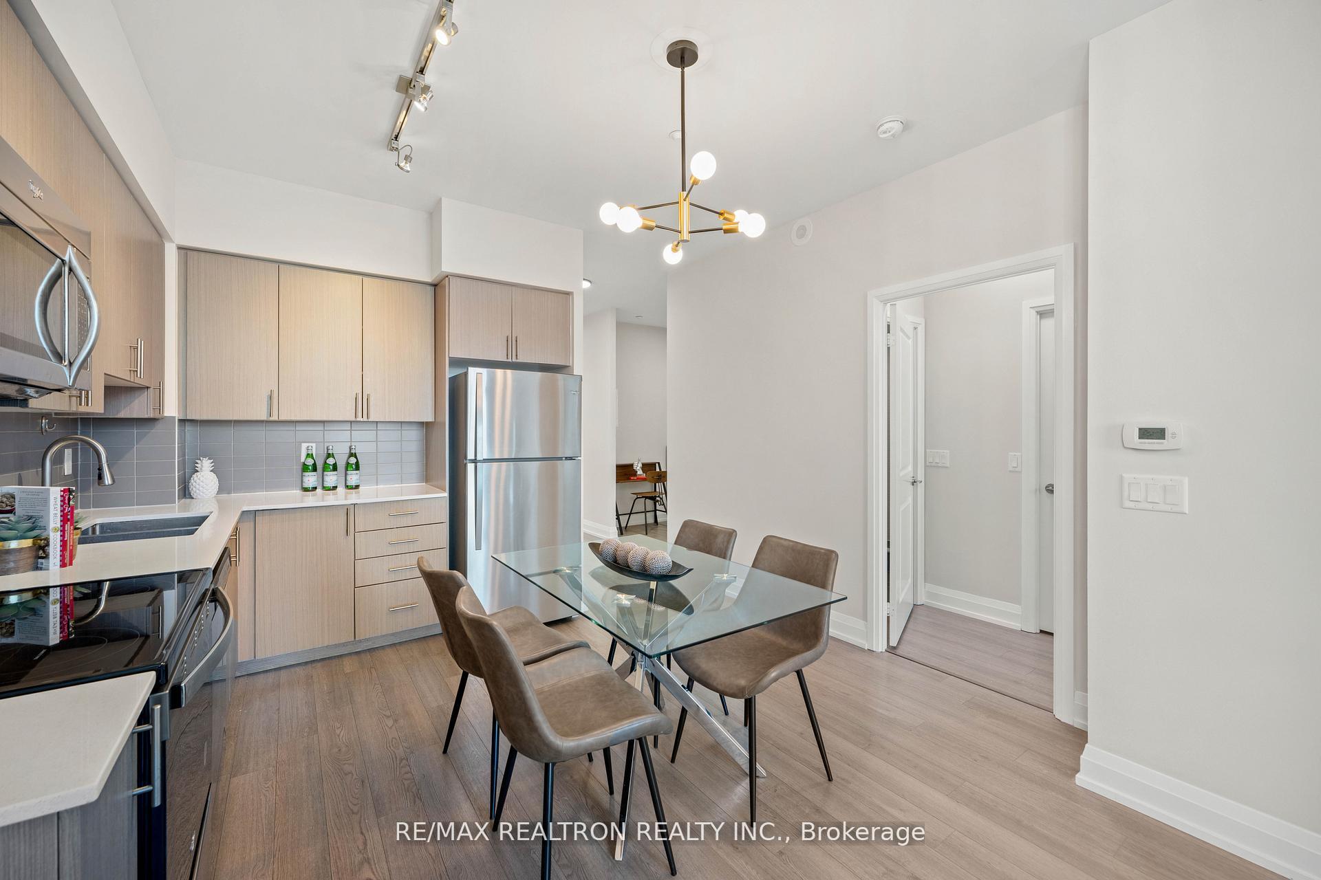 Photo 13 of Unit 1225, 7900 Bathurst Street, Vaughan, Beverley Glen — HOMEH