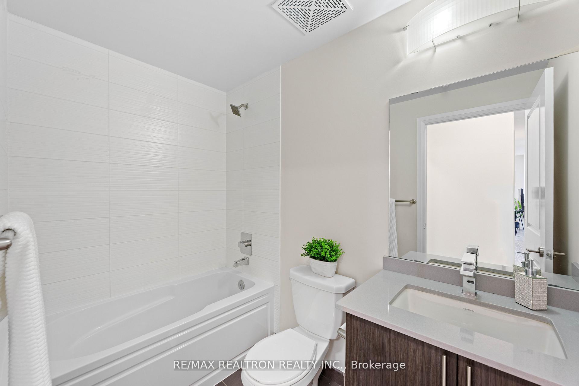 Photo 24 of Unit 1225, 7900 Bathurst Street, Vaughan, Beverley Glen — HOMEH