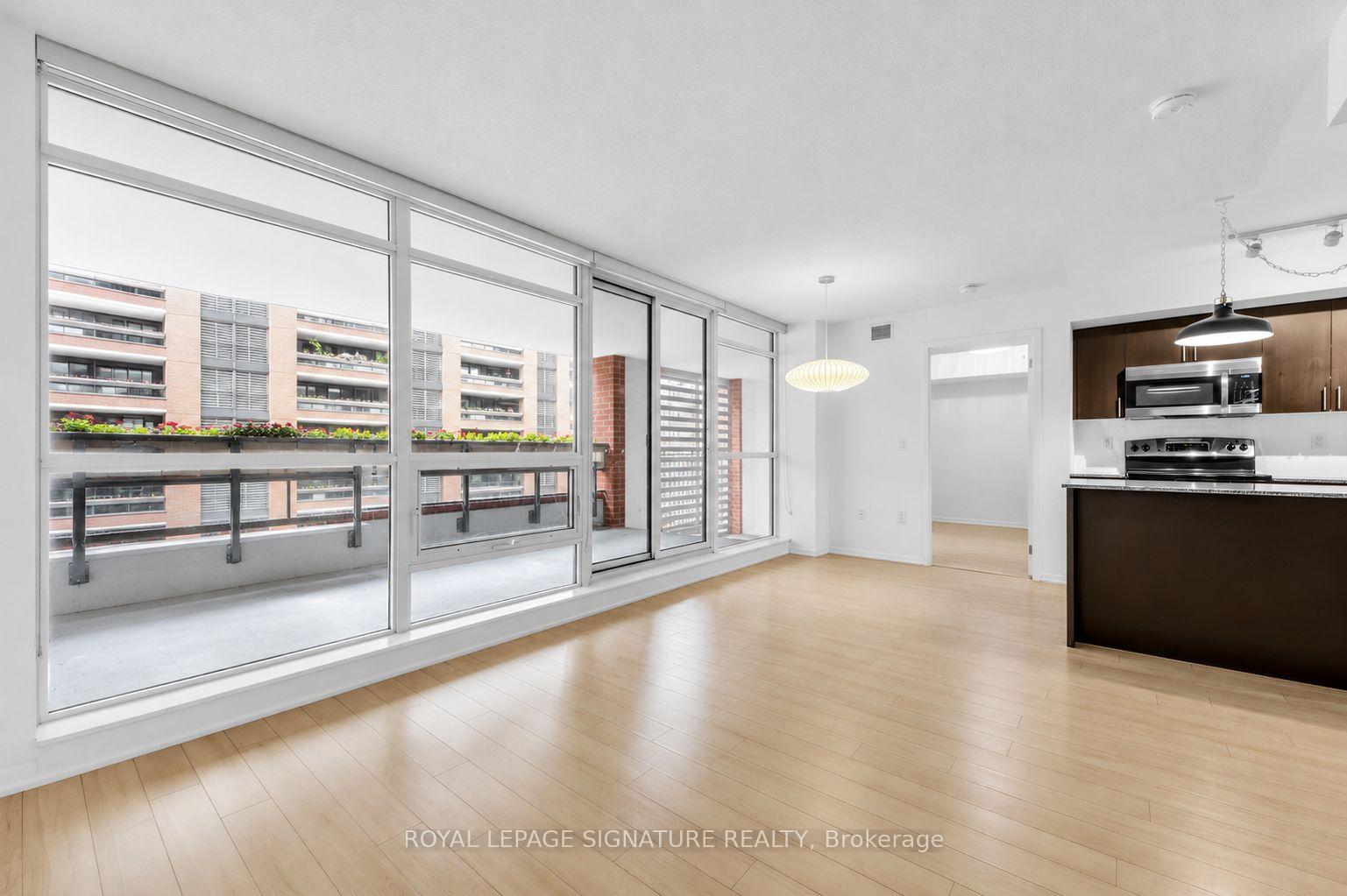 Photo 8 of Unit 331, 830 Lawrence Avenue W, North York, Yorkdale-Glen Park — HOMEH