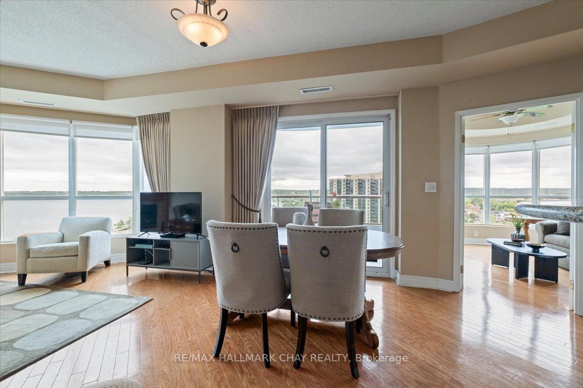 Photo 14 of Unit 1411, 2 Toronto Street, Barrie, City Centre — HOMEH