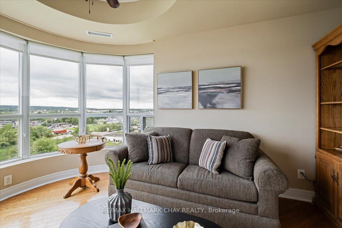 Photo 22 of Unit 1411, 2 Toronto Street, Barrie, City Centre — HOMEH