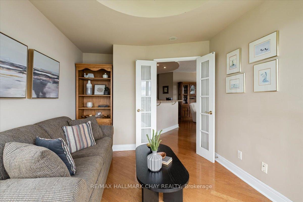Photo 23 of Unit 1411, 2 Toronto Street, Barrie, City Centre — HOMEH