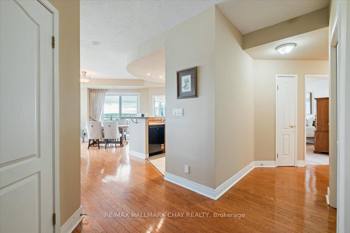 Photo 25 of Unit 1411, 2 Toronto Street, Barrie, City Centre — HOMEH