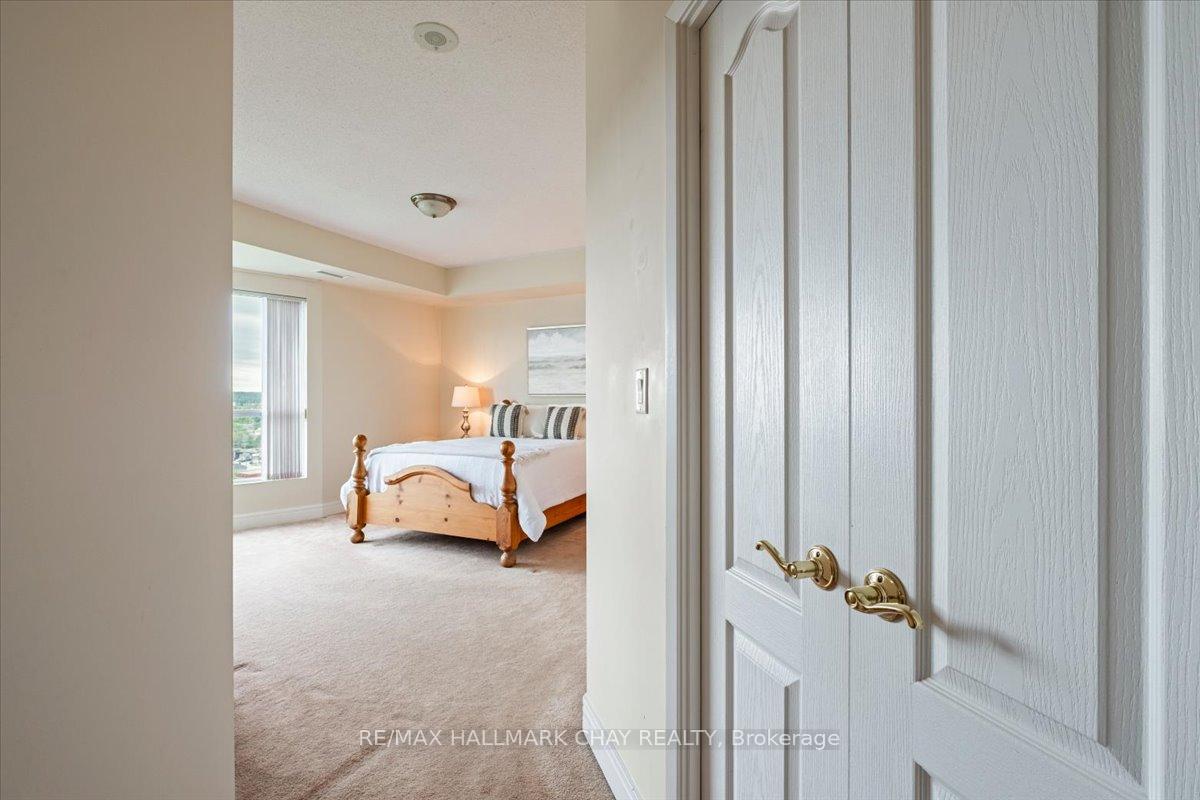 Photo 27 of Unit 1411, 2 Toronto Street, Barrie, City Centre — HOMEH