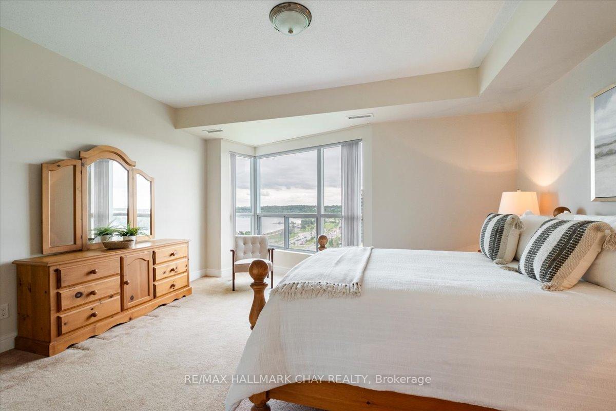 Photo 28 of Unit 1411, 2 Toronto Street, Barrie, City Centre — HOMEH