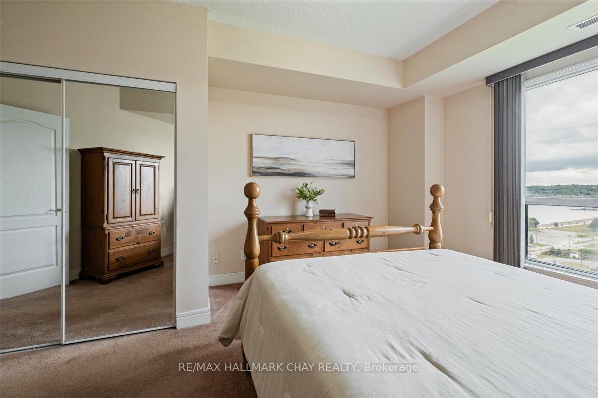 Photo 33 of Unit 1411, 2 Toronto Street, Barrie, City Centre — HOMEH