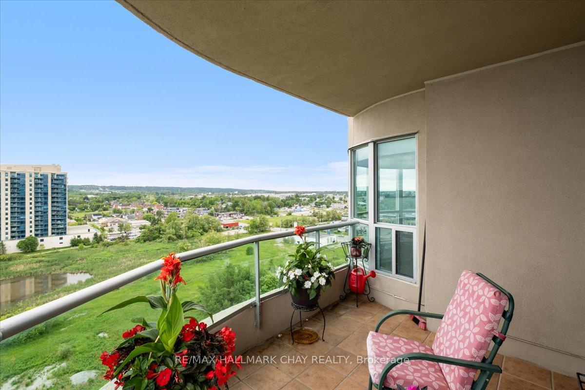 Photo 39 of Unit 1411, 2 Toronto Street, Barrie, City Centre — HOMEH