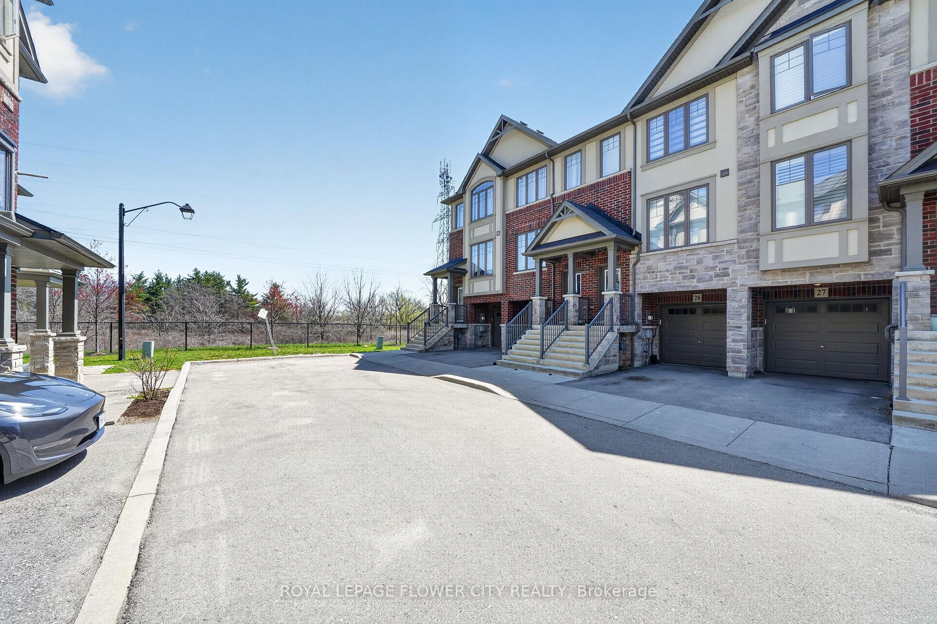 Photo 2 of Unit 28, 1169 Garner Road E, Hamilton, Ancaster — HOMEH