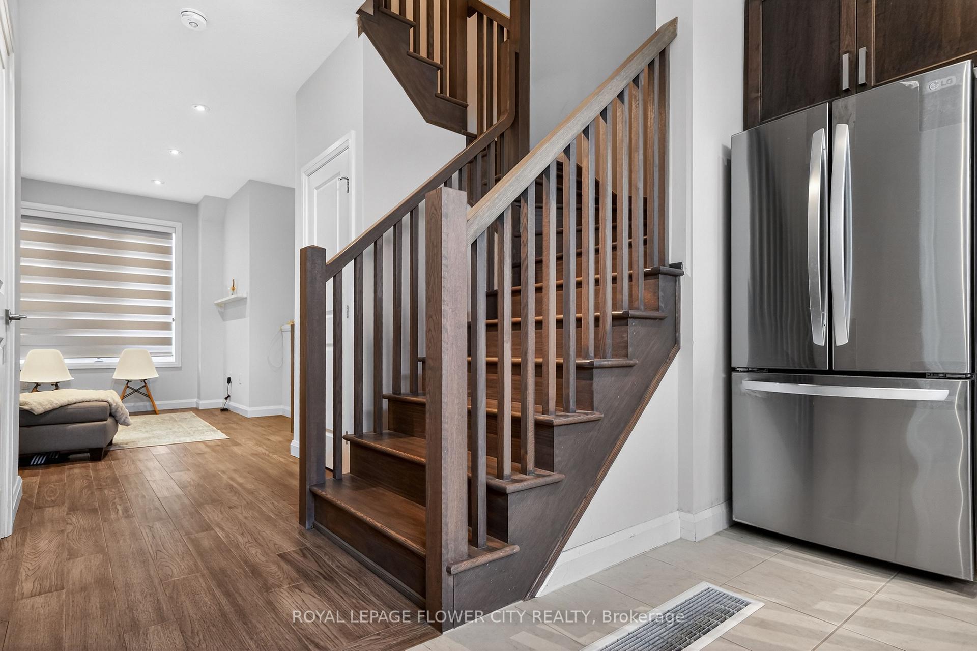 Photo 12 of Unit 28, 1169 Garner Road E, Hamilton, Ancaster — HOMEH