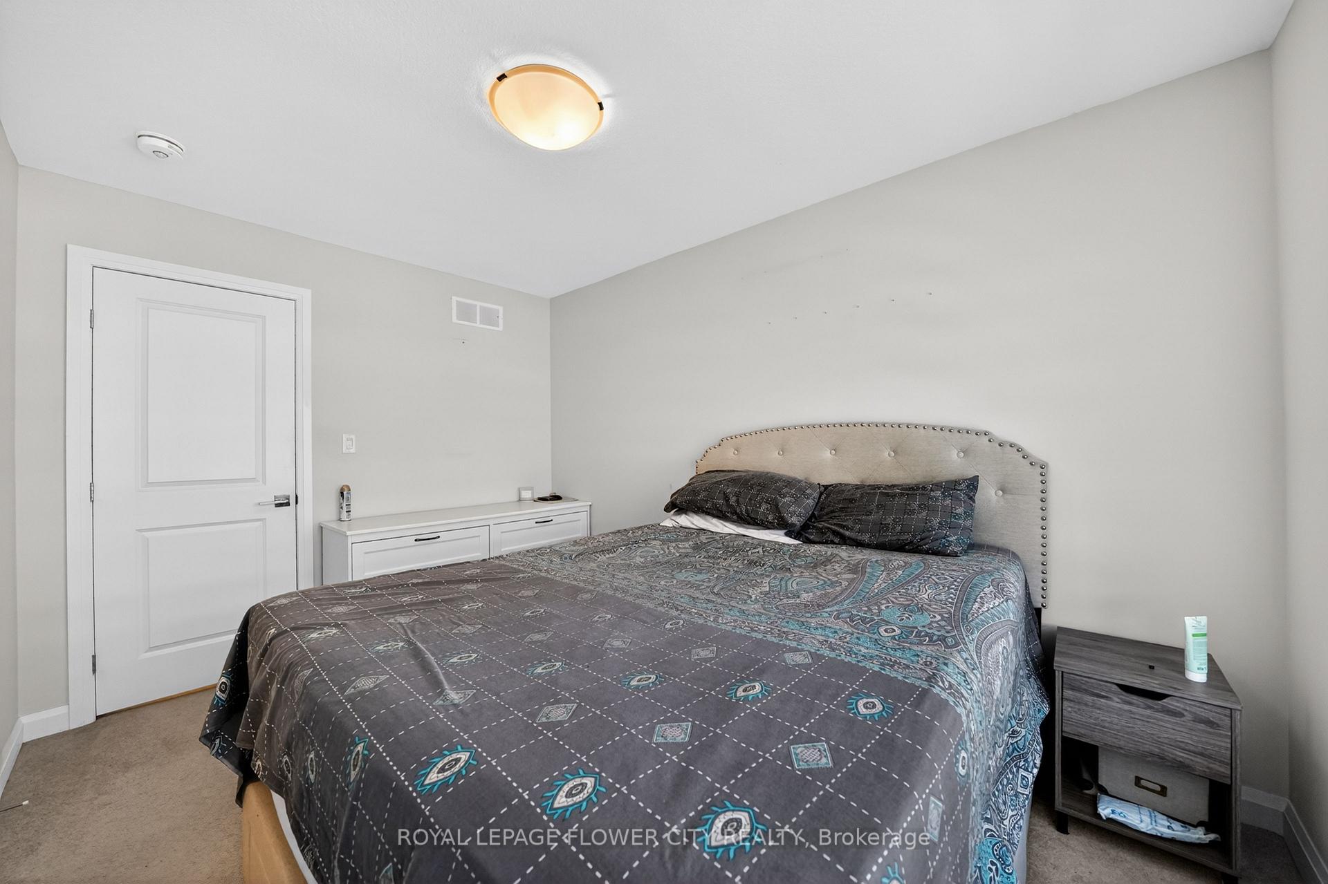 Photo 16 of Unit 28, 1169 Garner Road E, Hamilton, Ancaster — HOMEH