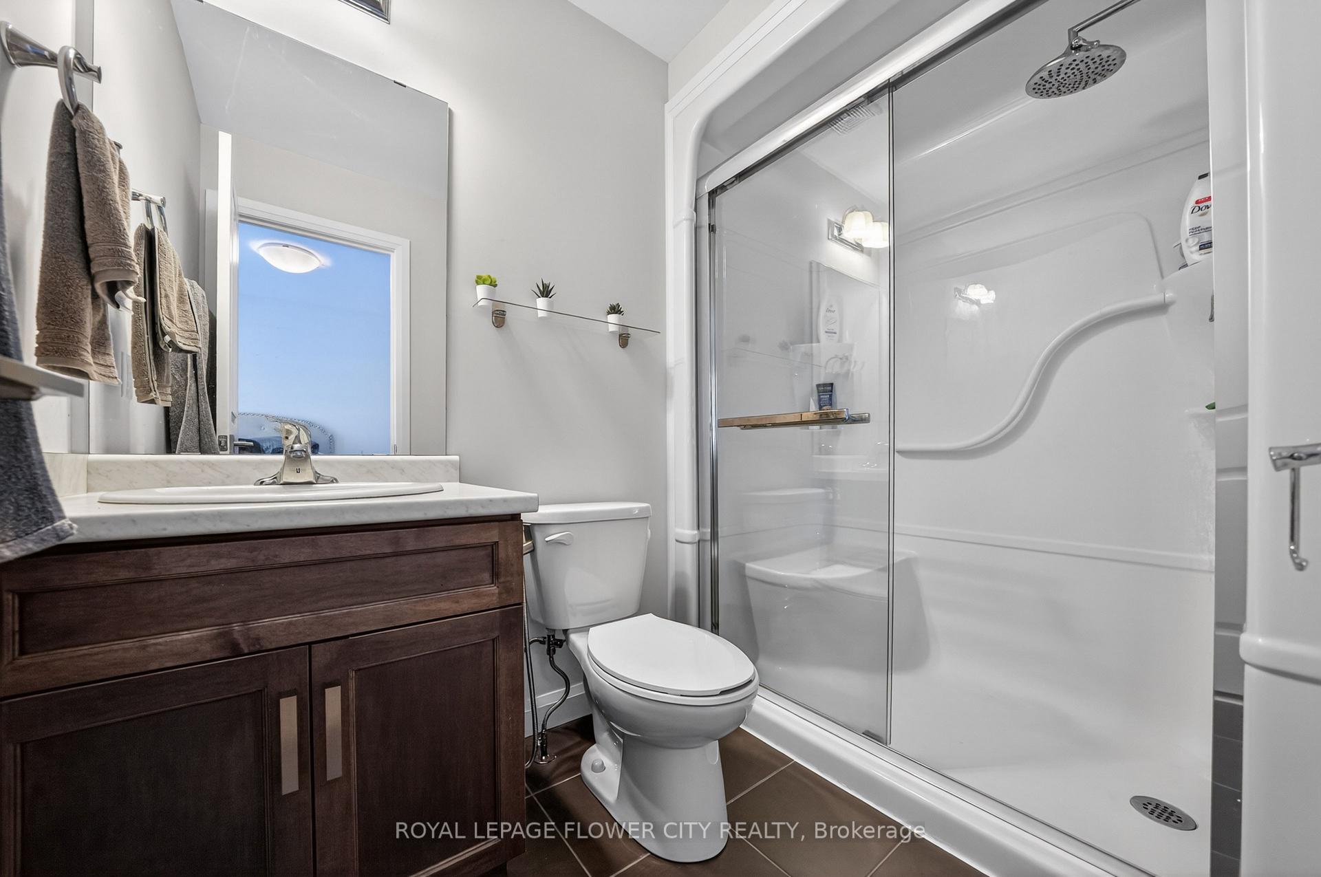 Photo 17 of Unit 28, 1169 Garner Road E, Hamilton, Ancaster — HOMEH