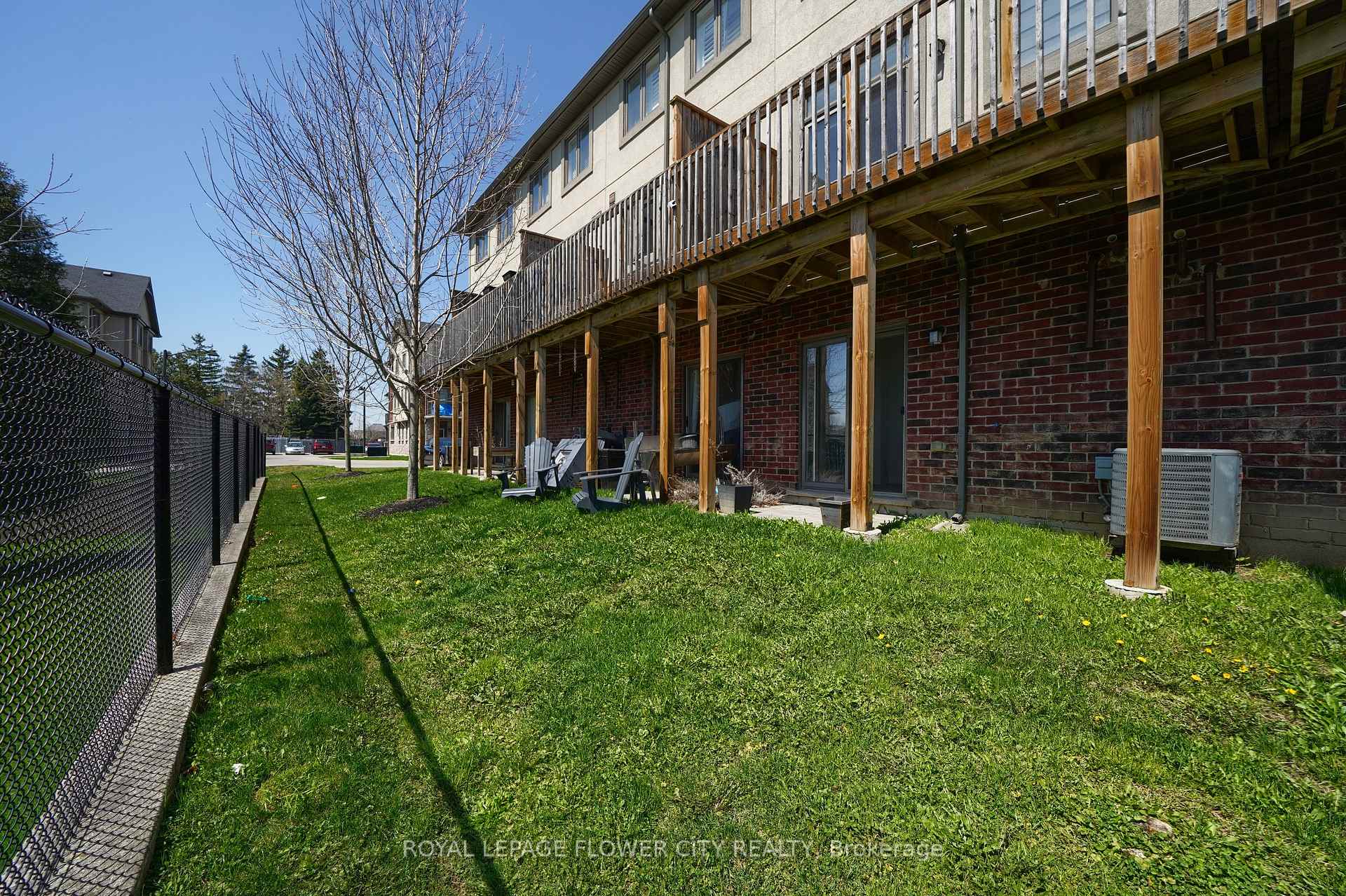 Photo 29 of Unit 28, 1169 Garner Road E, Hamilton, Ancaster — HOMEH