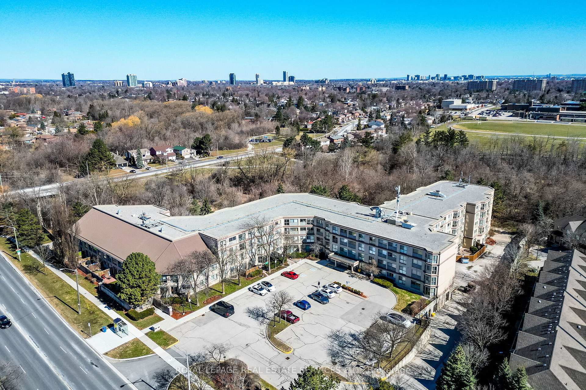 Photo 5 of Unit 141, 8351 McLaughlin Road, Brampton, Brampton South — HOMEH
