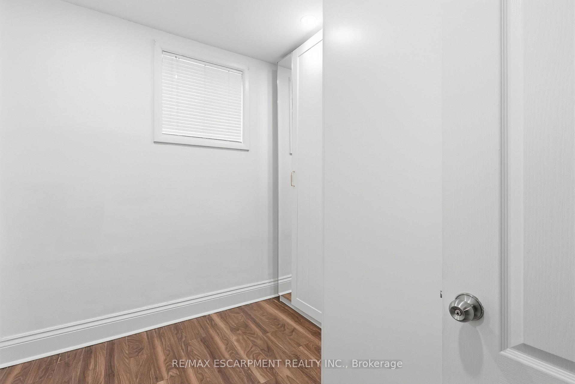 Photo 18 of 141 McAnulty Boulevard, Hamilton, Crown Point — HOMEH