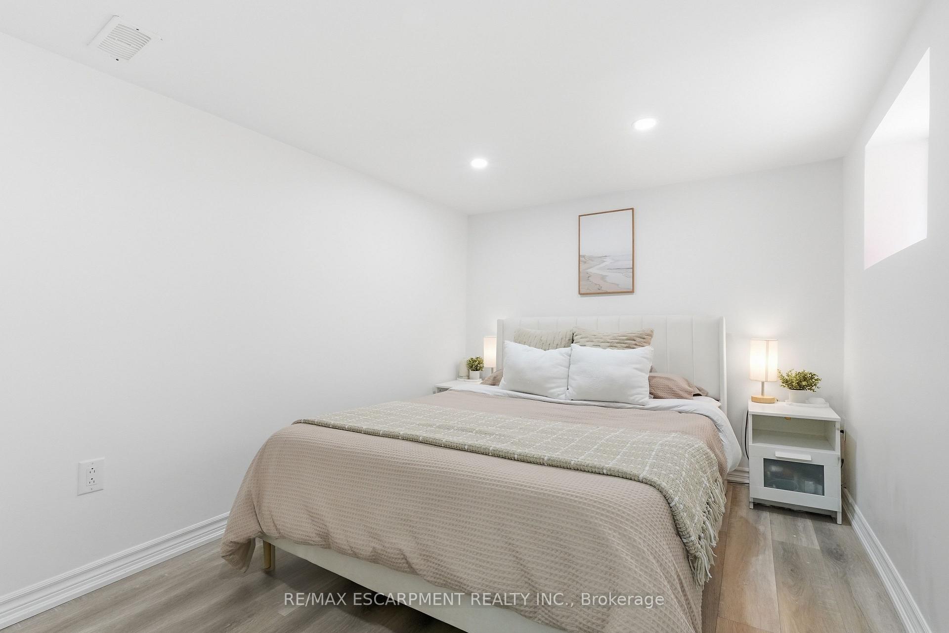 Photo 23 of 141 McAnulty Boulevard, Hamilton, Crown Point — HOMEH
