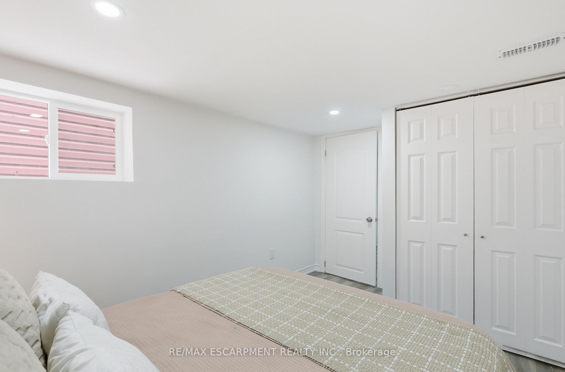 Photo 24 of 141 McAnulty Boulevard, Hamilton, Crown Point — HOMEH
