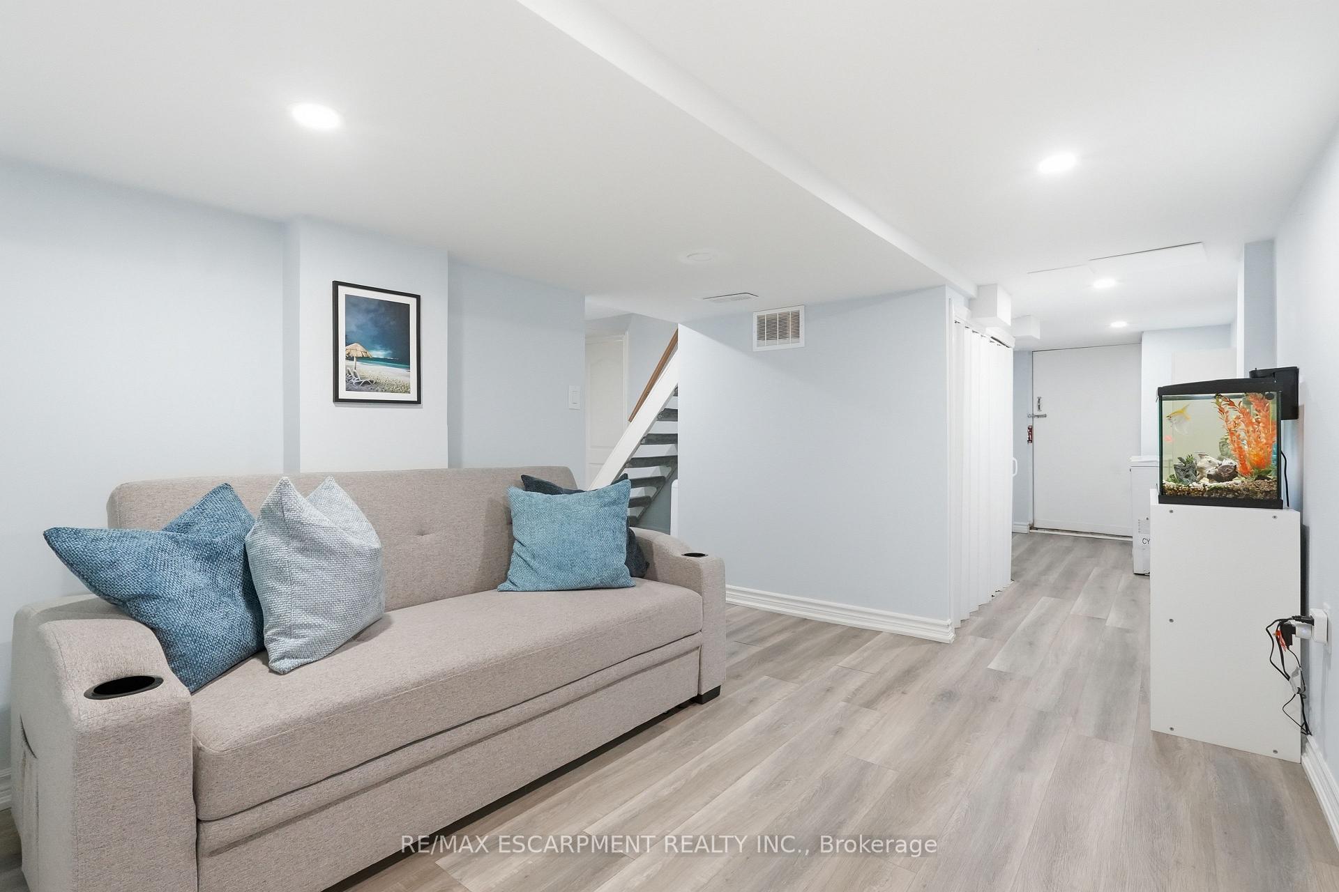 Photo 28 of 141 McAnulty Boulevard, Hamilton, Crown Point — HOMEH