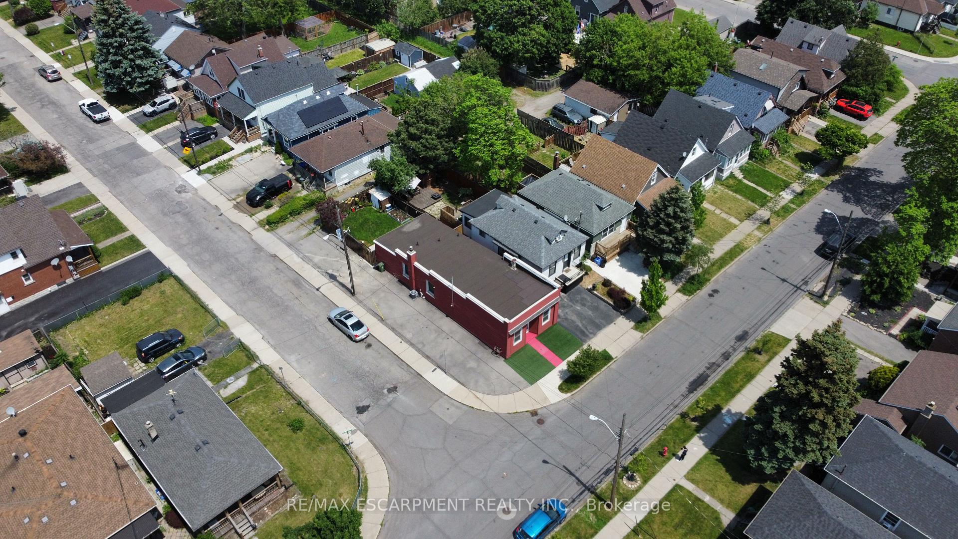 Photo 40 of 141 McAnulty Boulevard, Hamilton, Crown Point — HOMEH