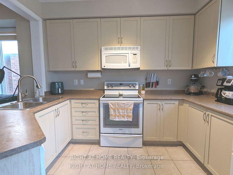 Photo 11 of 95 Collier Crescent, Essa, Angus — HOMEH
