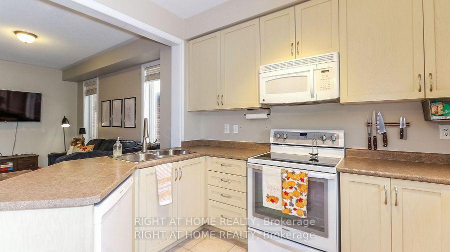 Photo 12 of 95 Collier Crescent, Essa, Angus — HOMEH
