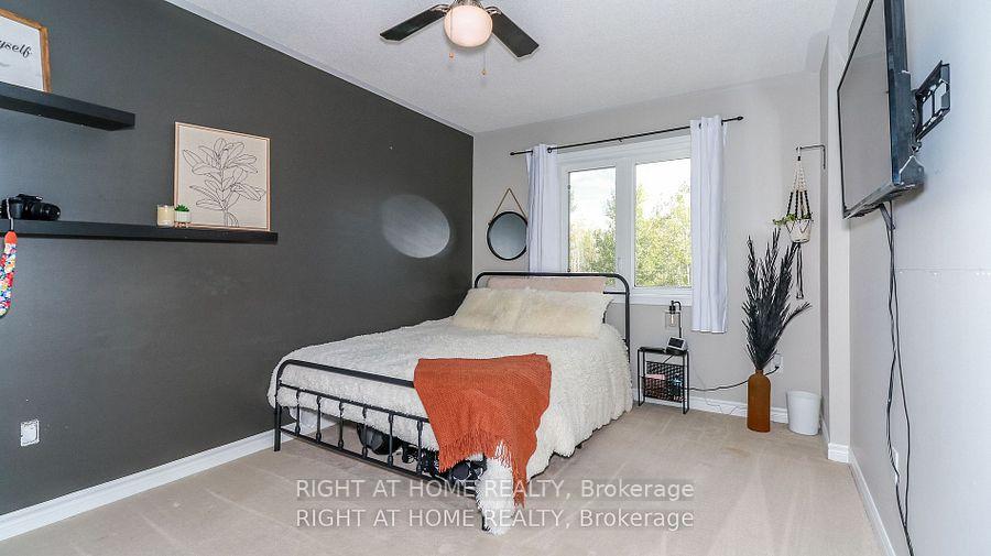 Photo 15 of 95 Collier Crescent, Essa, Angus — HOMEH